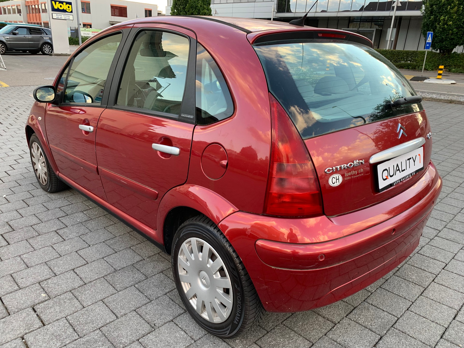 CITROEN C3 1.4i Exclusive-image-2