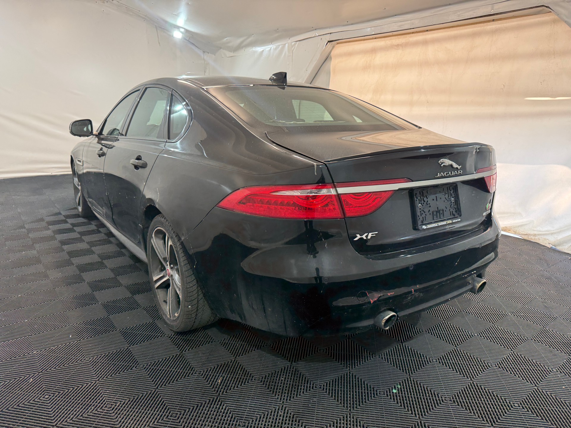 JAGUAR XF 3.0 V6 S/C S AWD-showroom-element-3
