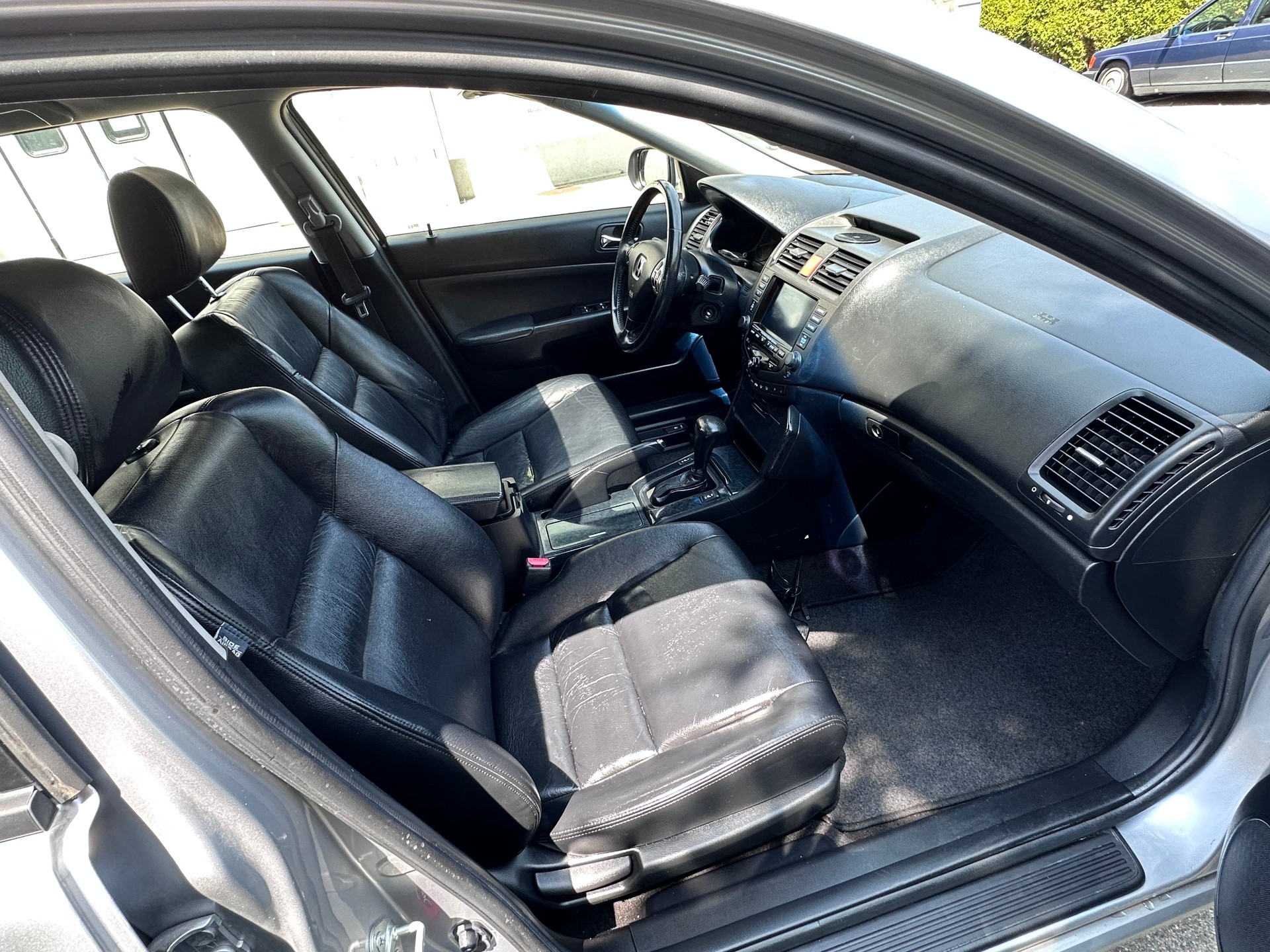 HONDA Accord Tourer 2.4i Executive Automatic-image-11
