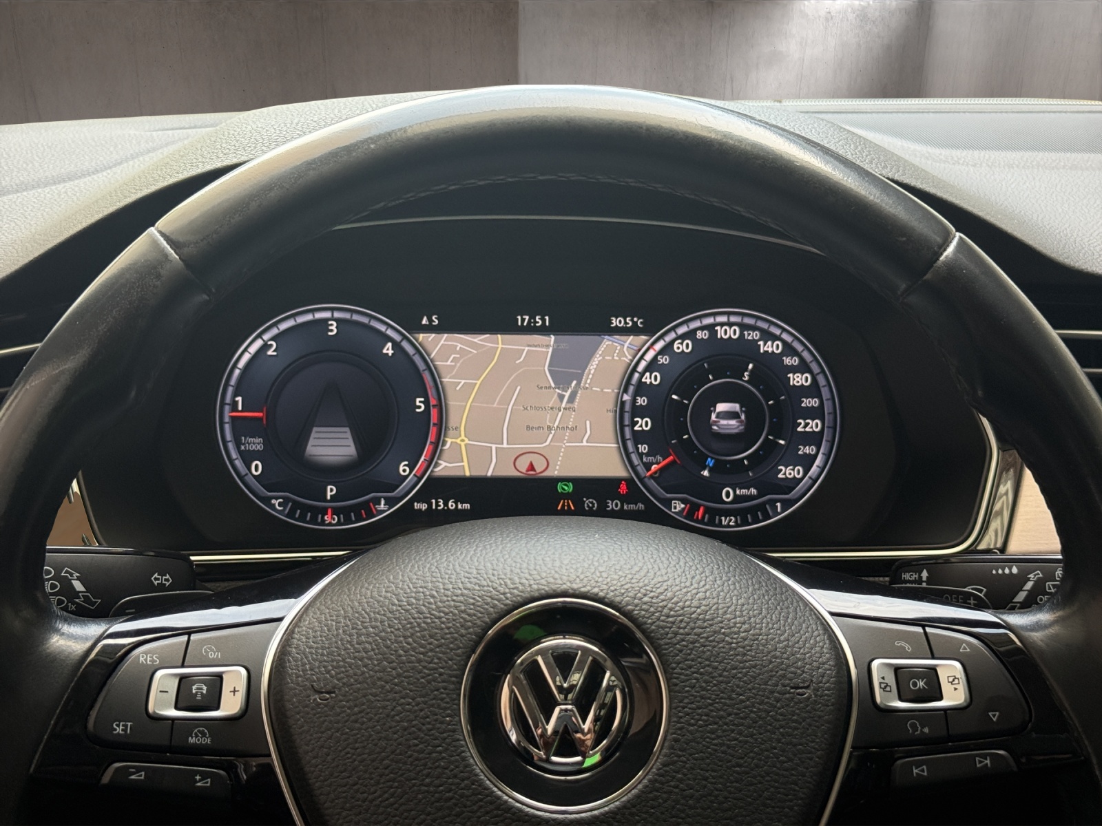 VW Passat Variant 2.0 TDI BMT High. DSG 4Motion-image-19