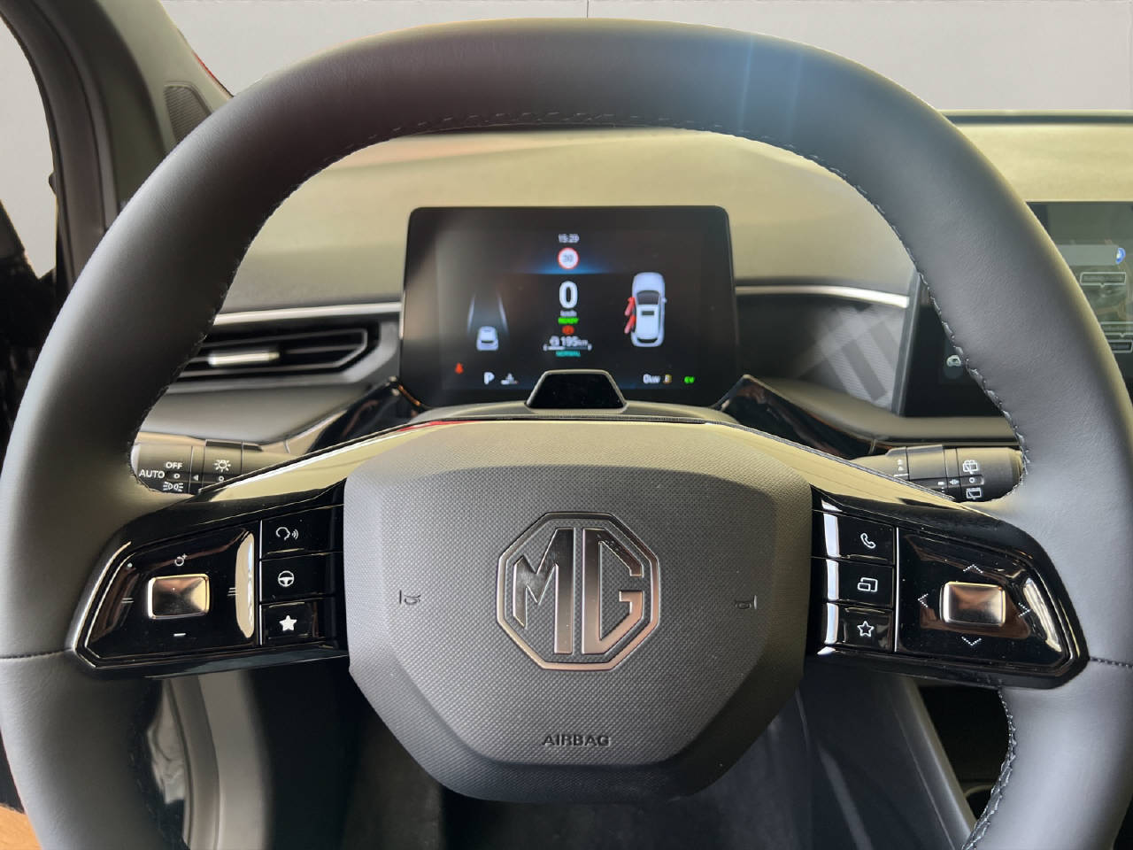 MG 3 MG3 1.5 Hybrid Luxury *Automat*-image-16