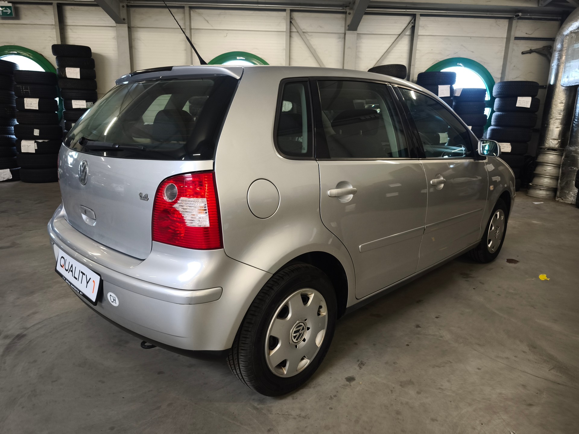 VW Polo 1.4 16V Comfortline-image-2