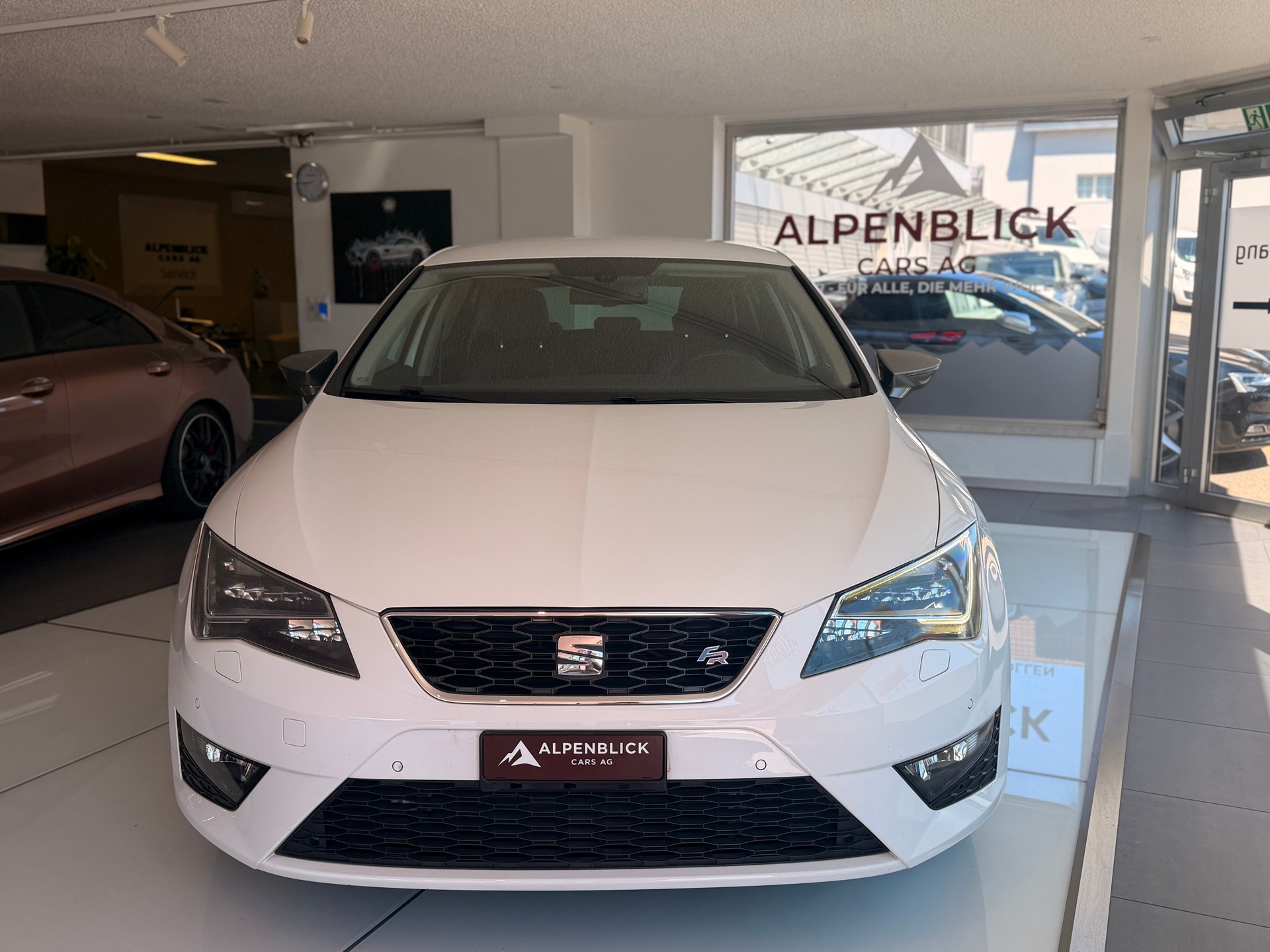 SEAT Leon 1.8 TSI FR DSG-showroom-element-3