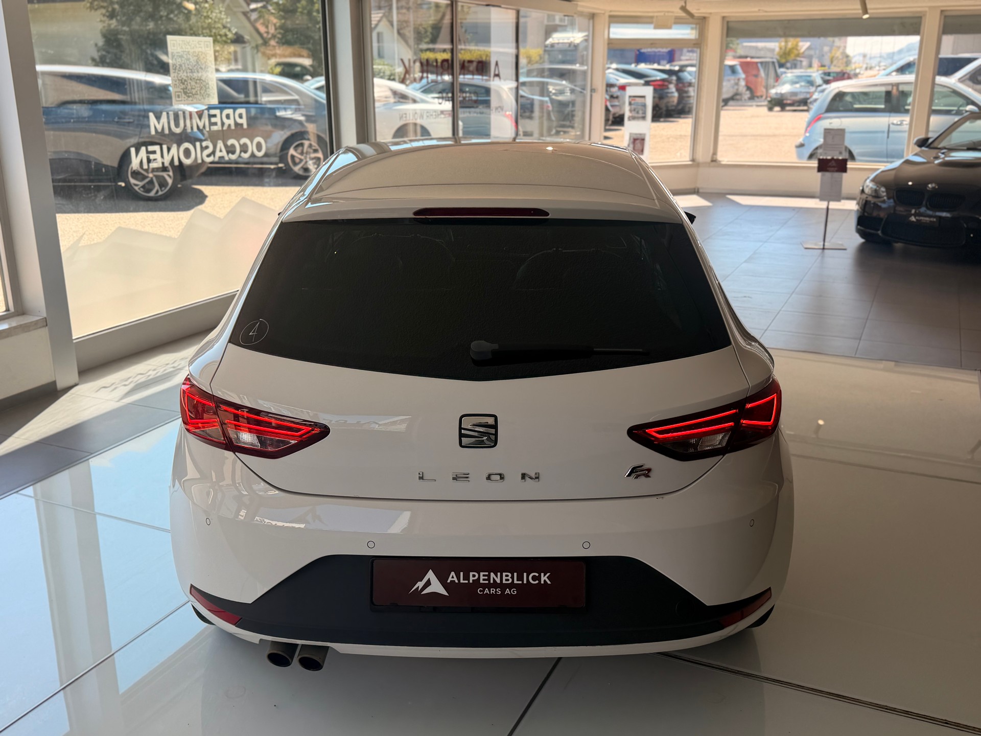 SEAT Leon 1.8 TSI FR DSG-image-5