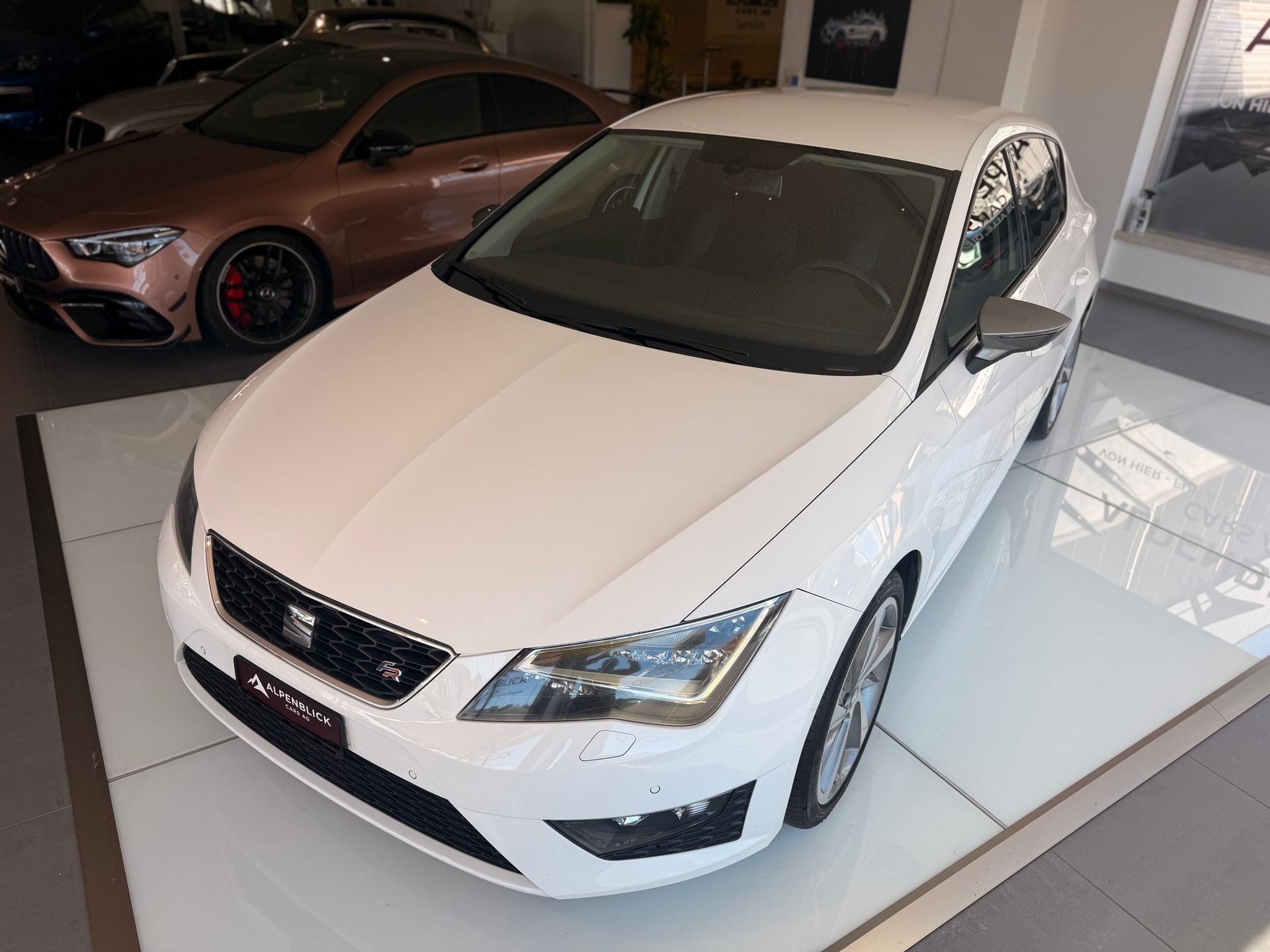 SEAT Leon 1.8 TSI FR DSG-showroom-element-2