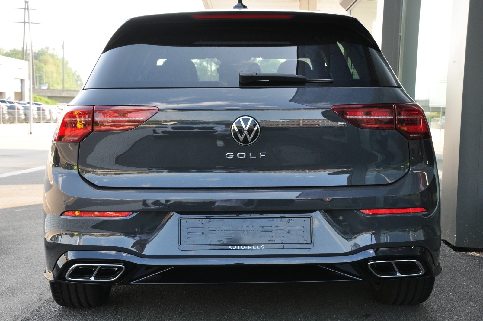 VW Golf 2.0 TDI R-Line DSG-image-8