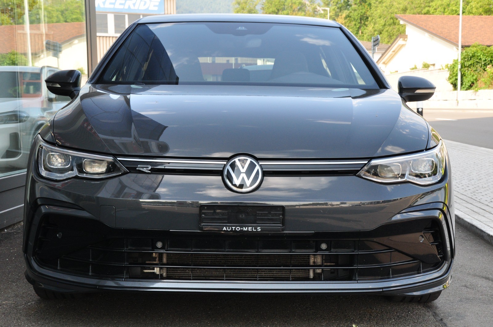 VW Golf 2.0 TDI R-Line DSG-image-6