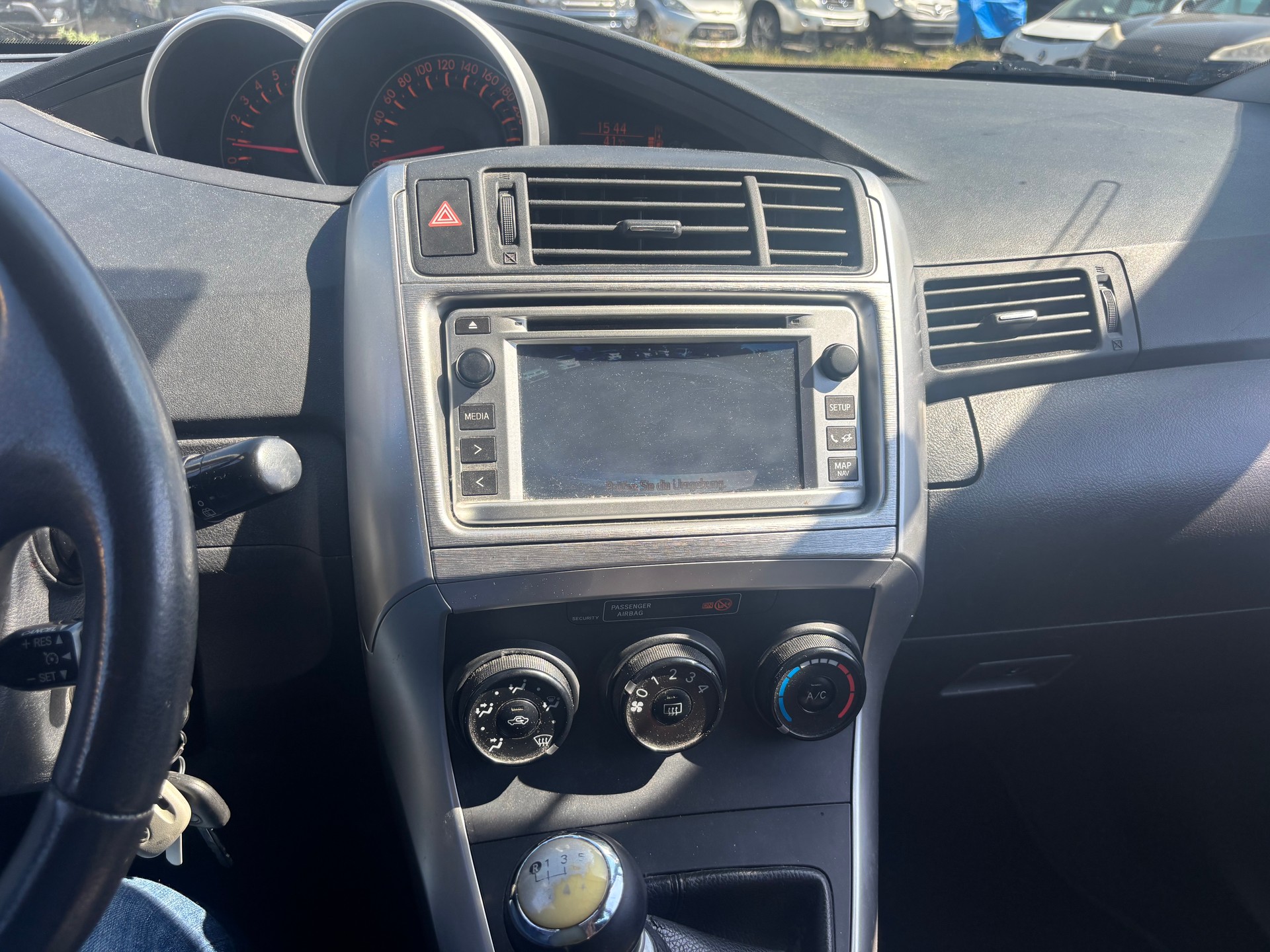 TOYOTA Verso 1.8 Linea Sol Premium-image-8