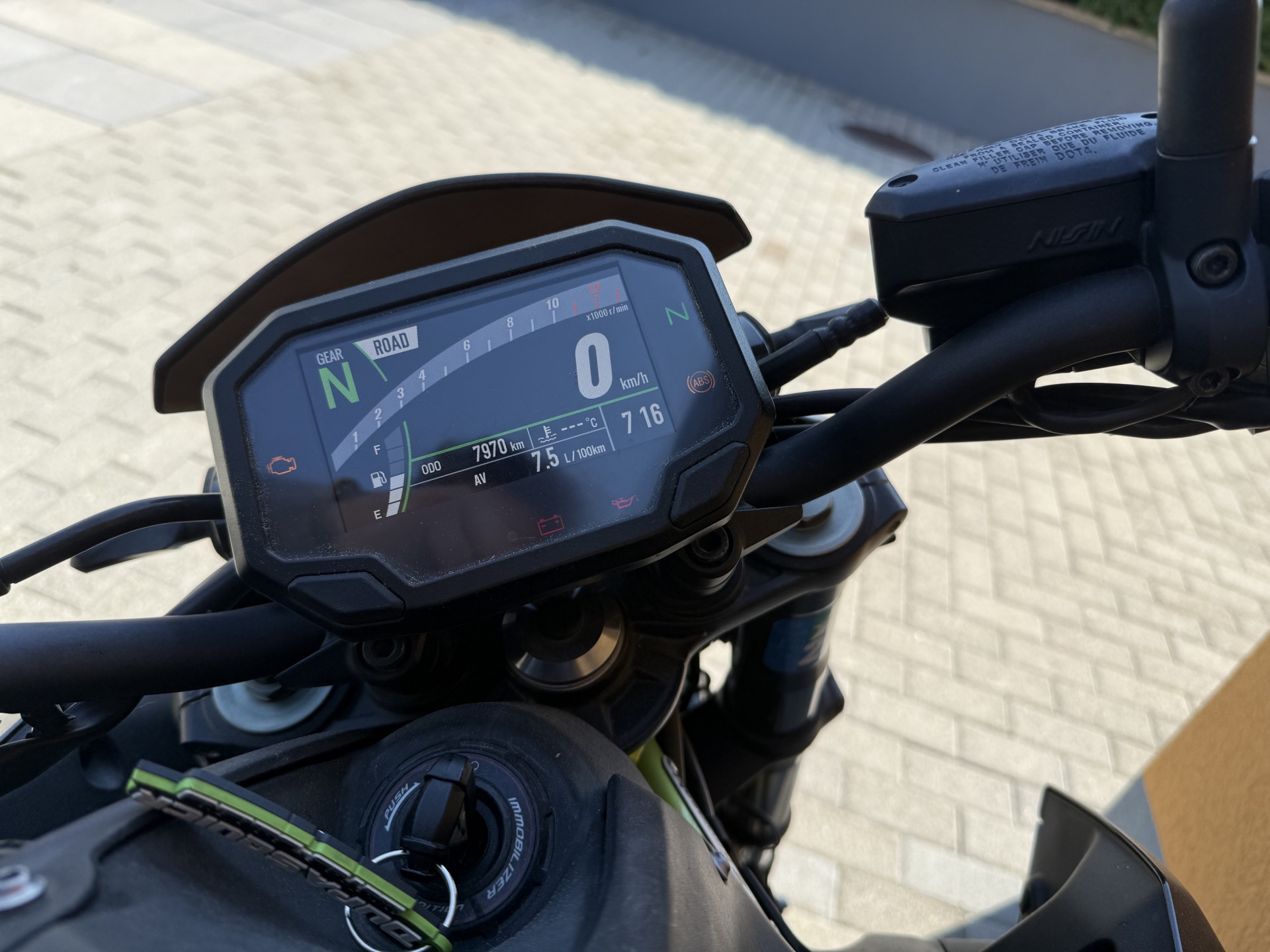 KAWASAKI Z 900-image-3