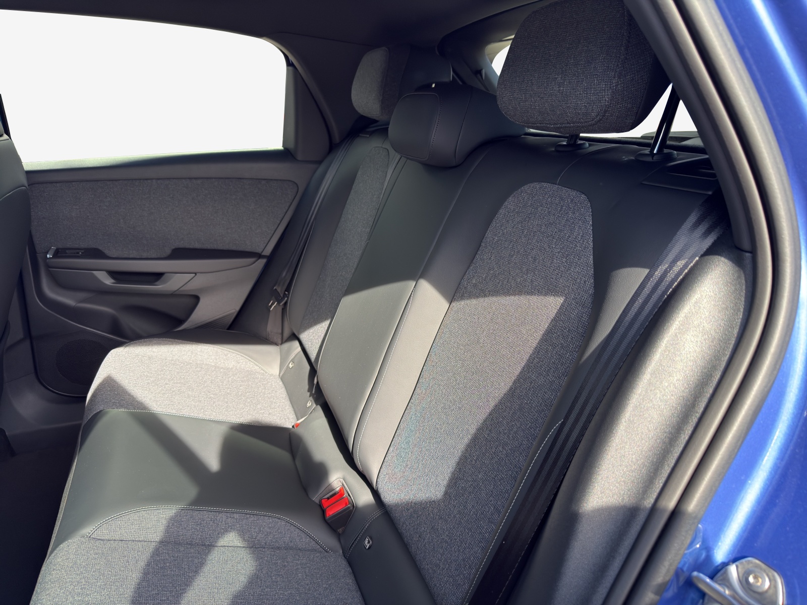 VW ID.Polo 52 kWh Style Edition One Plus-image-11