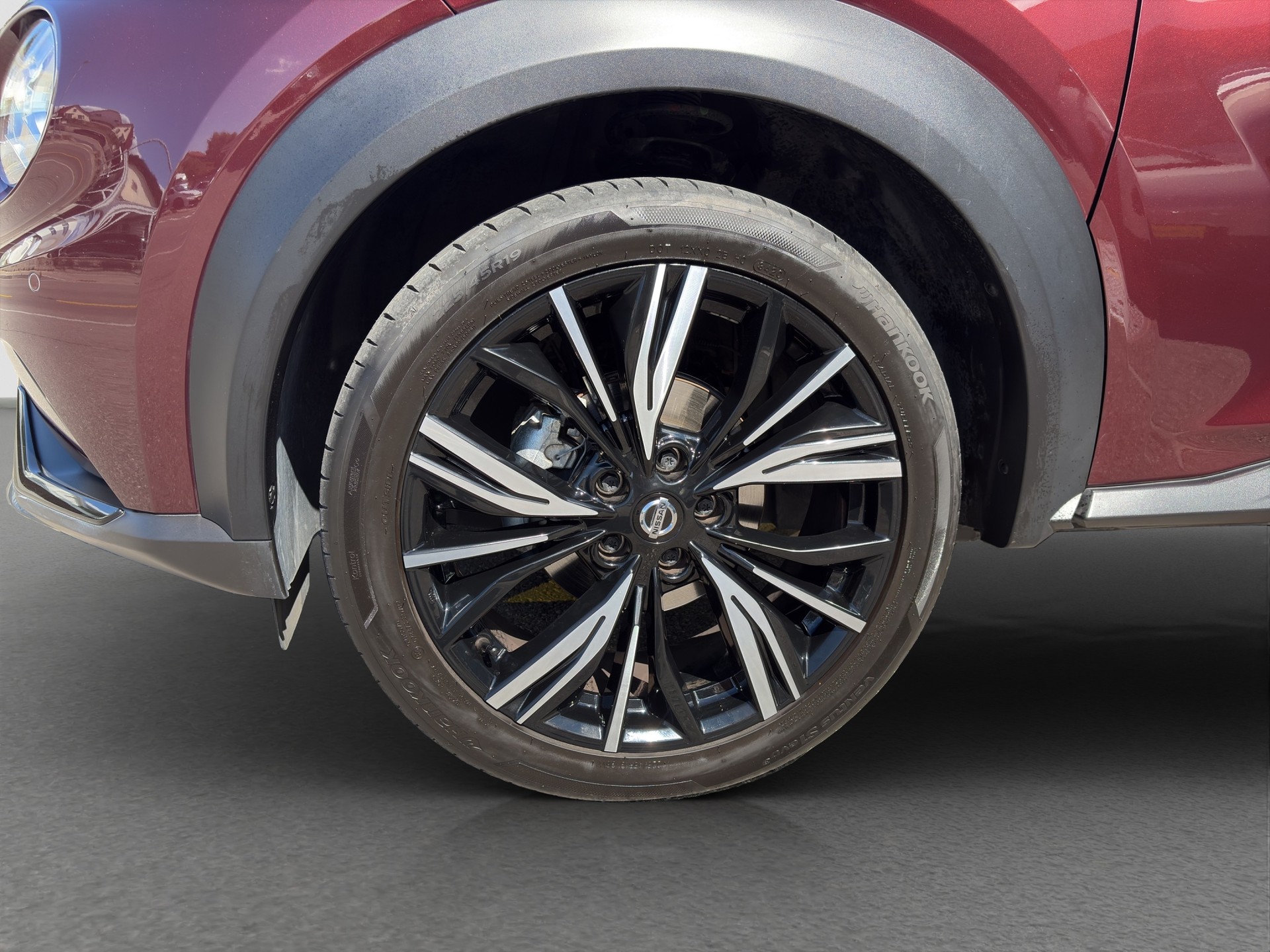 NISSAN Juke 1.0 DIG-T N-Design DCT-showroom-element-2