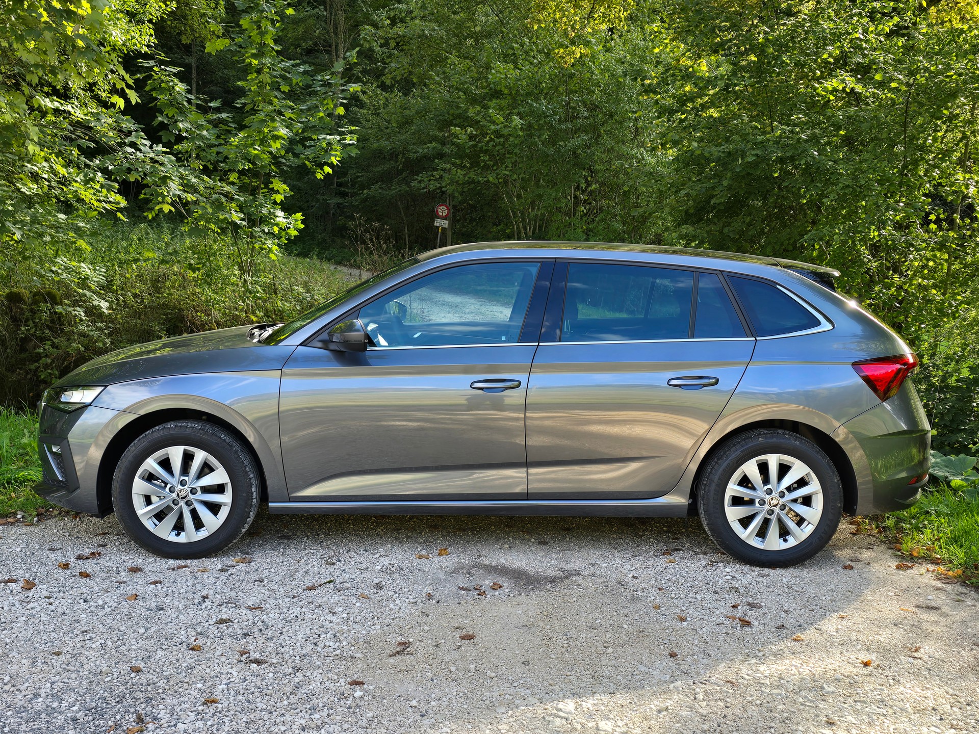 SKODA Scala 1.0 TSI Selection DSG-showroom-element-1