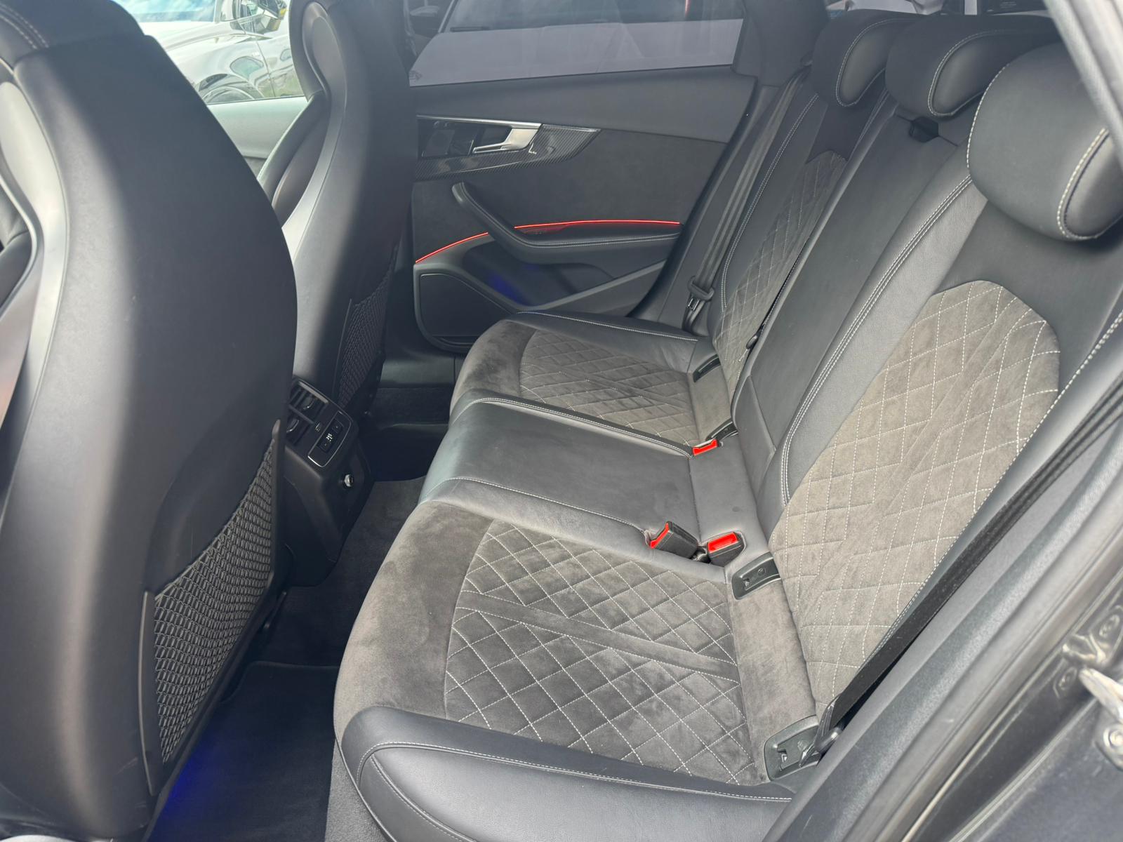 AUDI RS4 Avant quattro tiptronic 💥-image-21