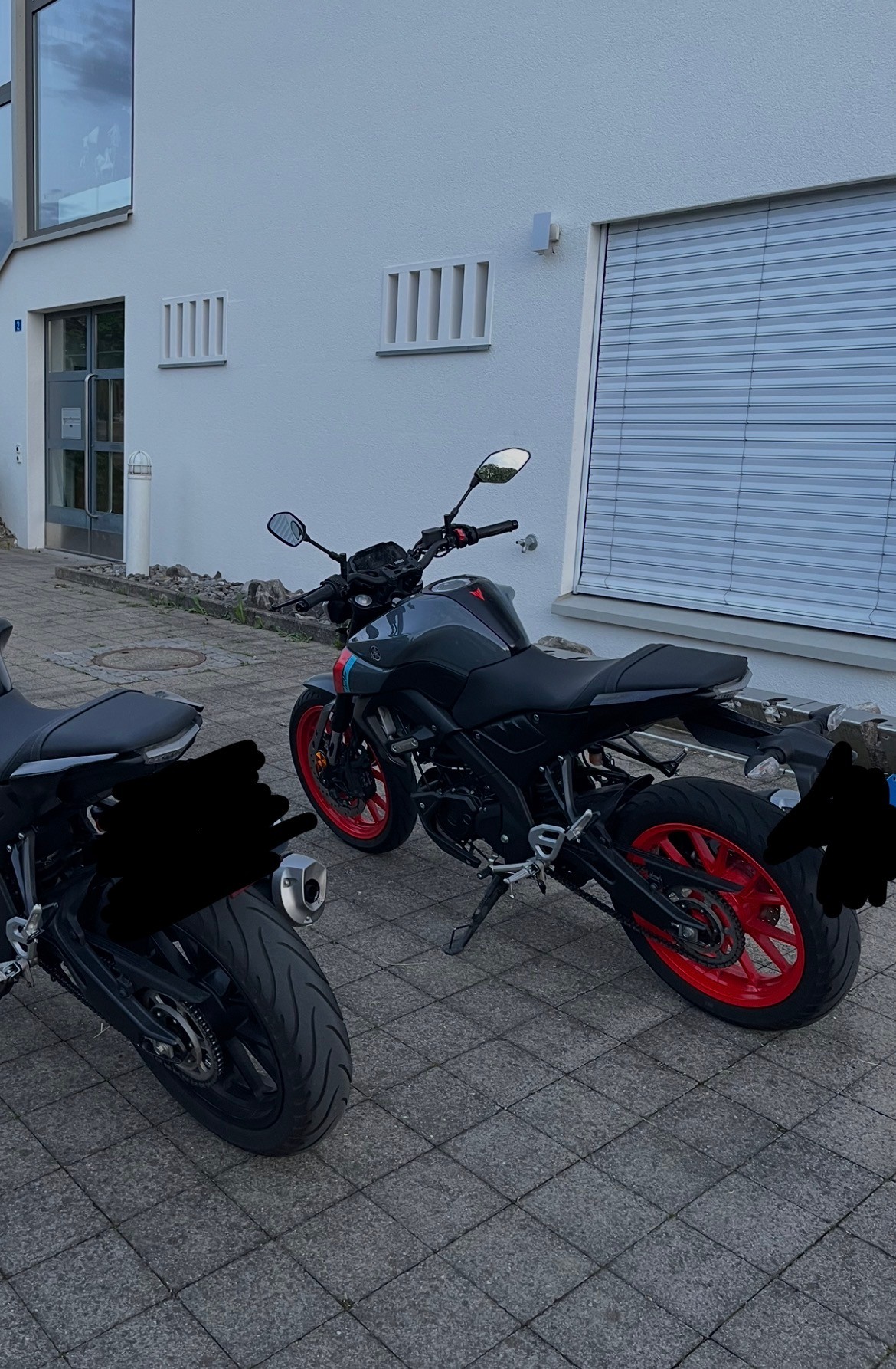 YAMAHA MT-125 ABS-image-2