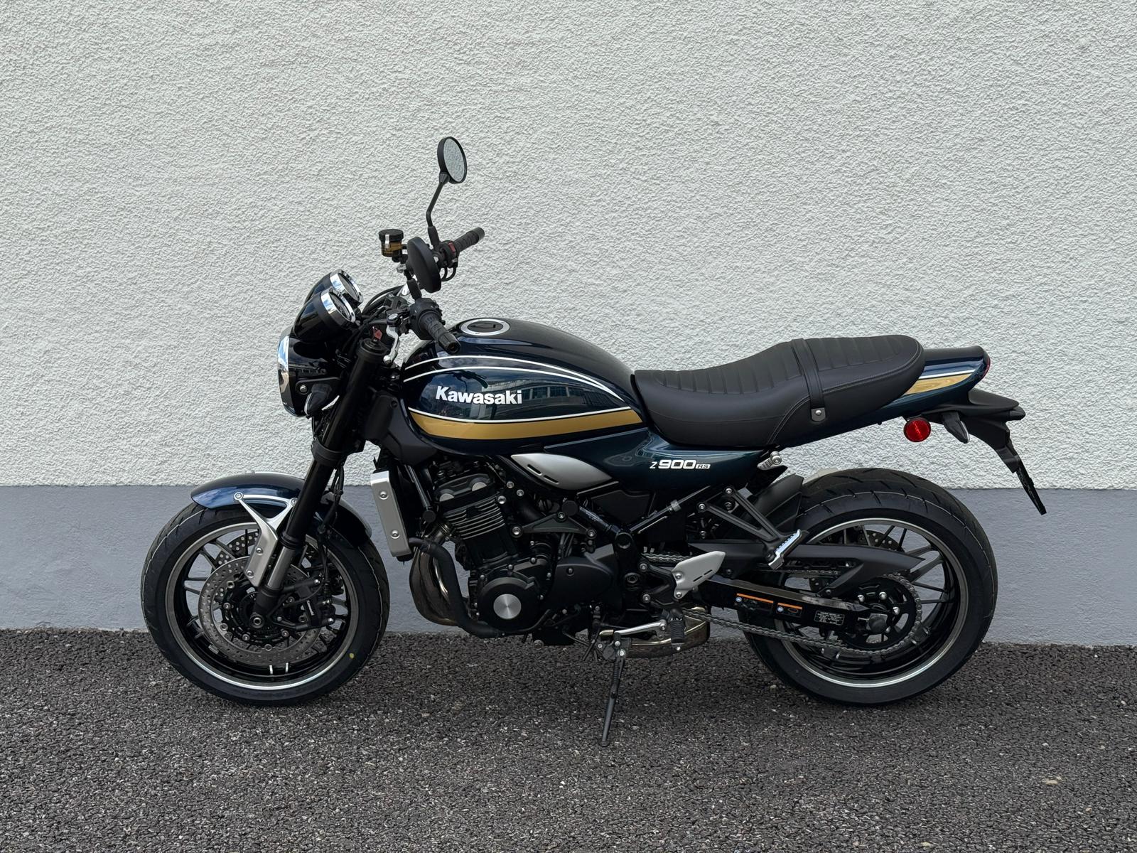 KAWASAKI Z 900 RS-image-4