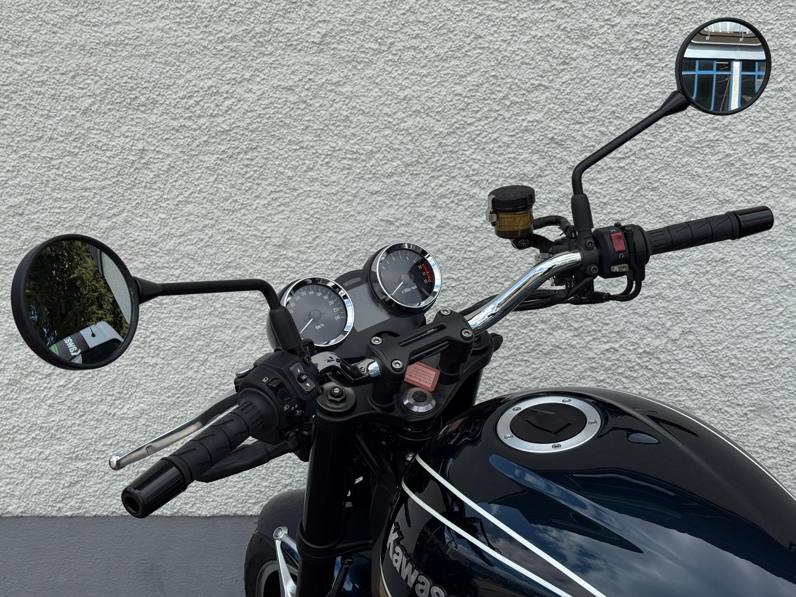 KAWASAKI Z 900 RS-image-12