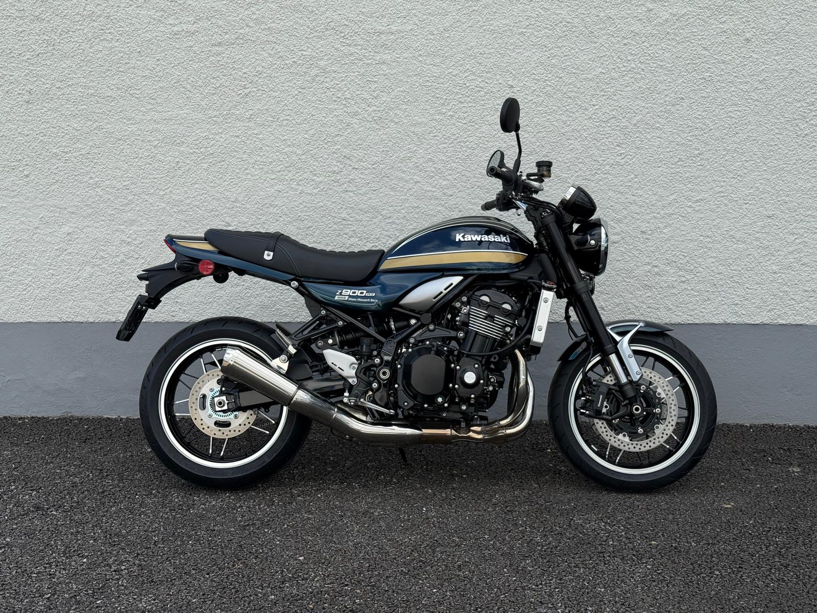 KAWASAKI Z 900 RS-image-1