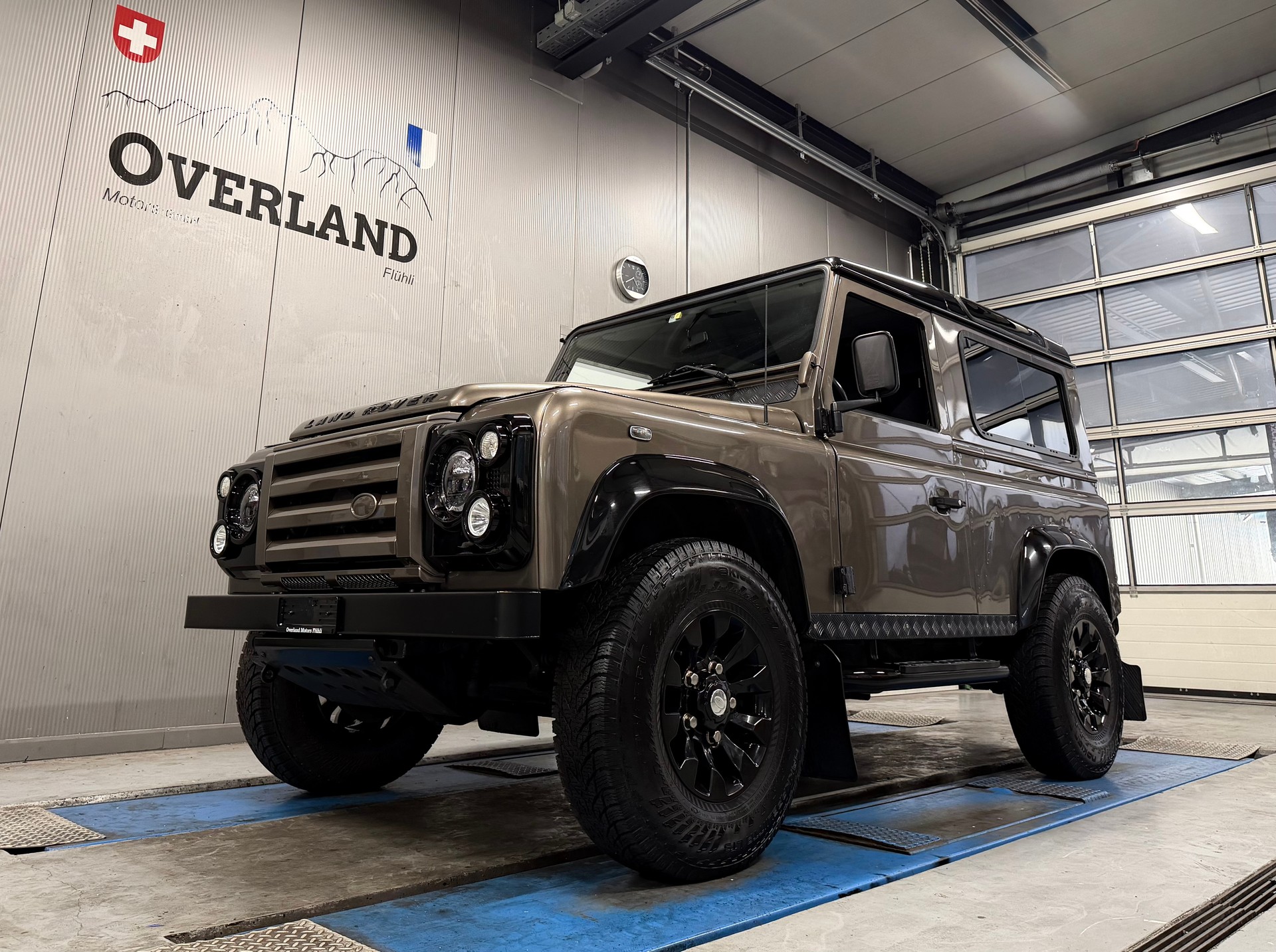 LAND ROVER 90