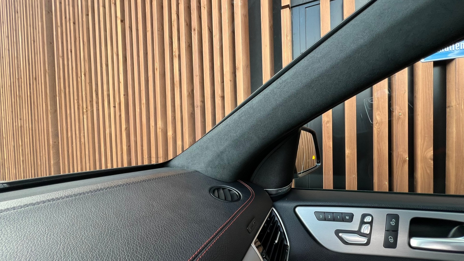 MERCEDES-BENZ GLE COUPÉ 43 AMG 4MATIC BLACK 9G-TRONIC l 367 PS-image-23
