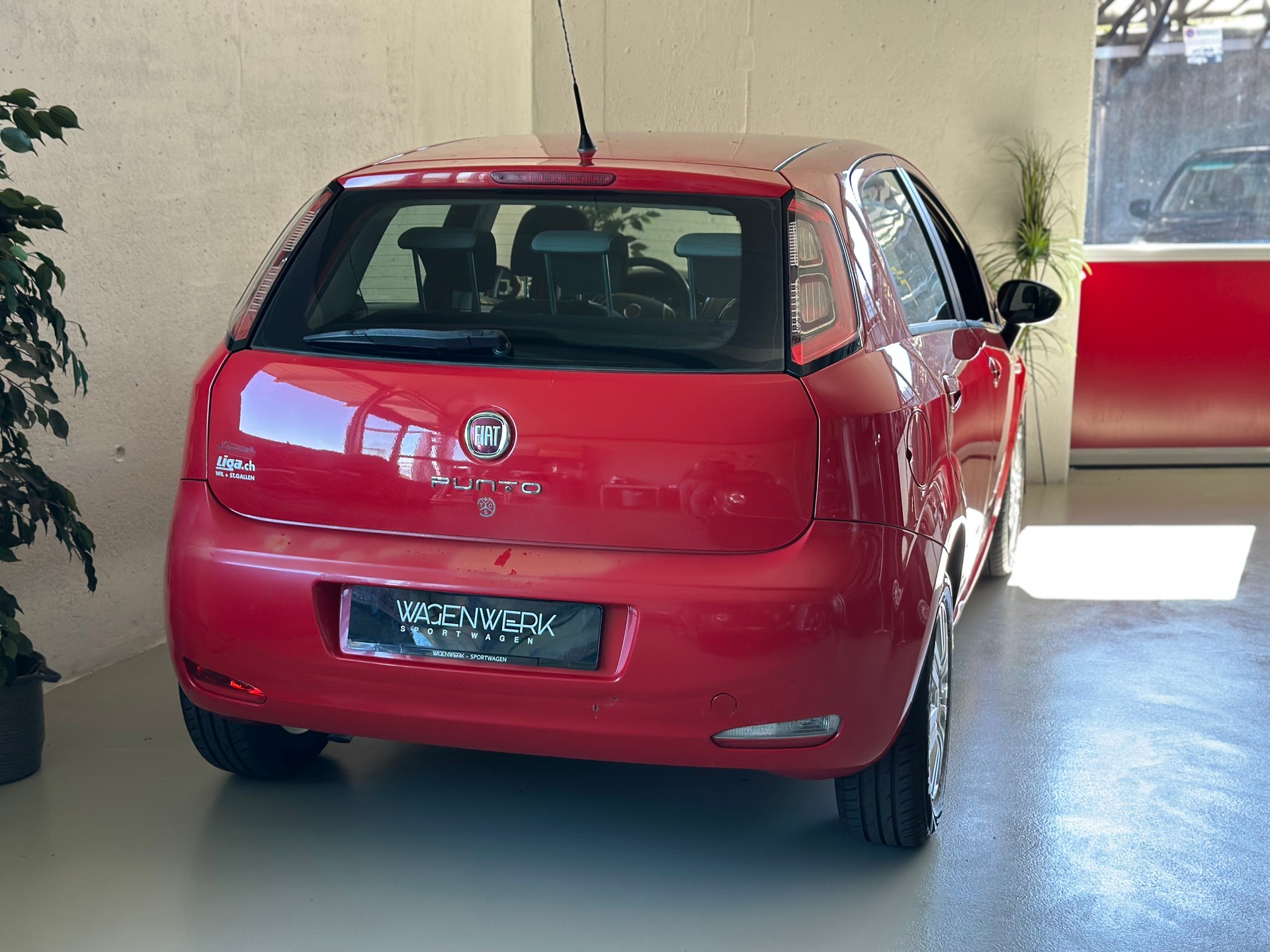 FIAT Punto 1.4 Pop Star-image-17