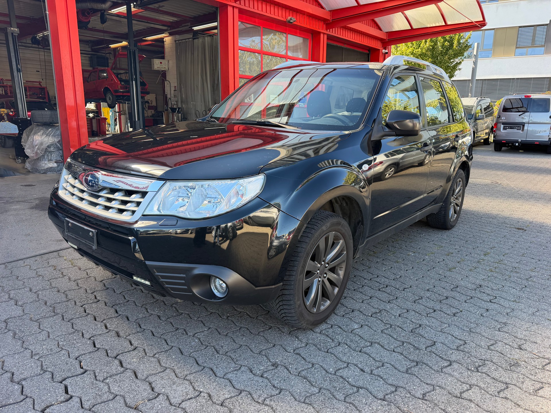 SUBARU Forester 2.0i Swiss