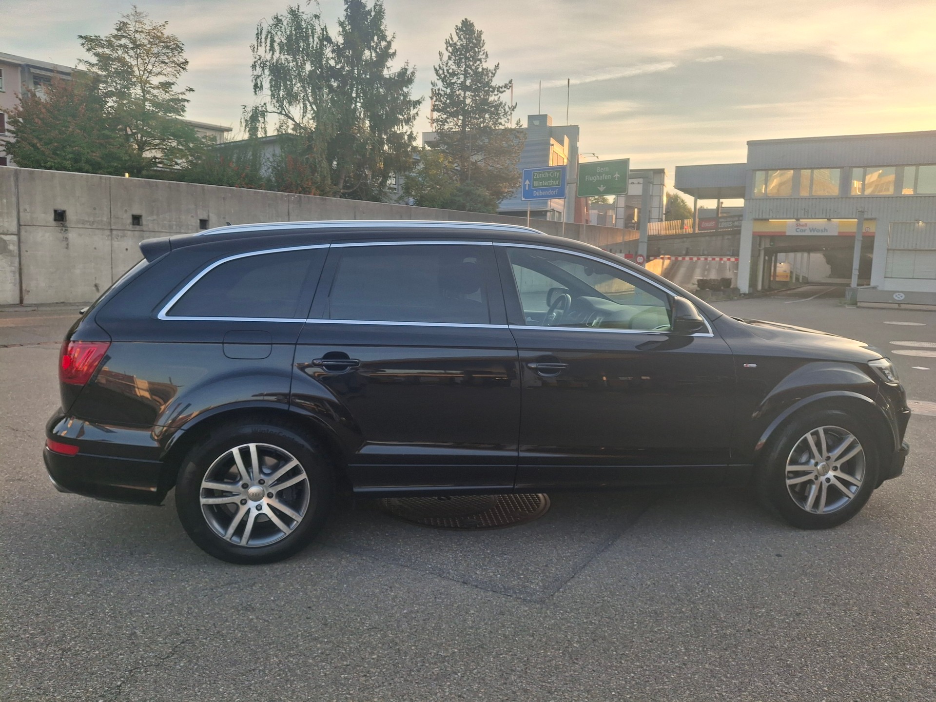 AUDI Q7 3.0 TDI quattro tiptronic-image-11