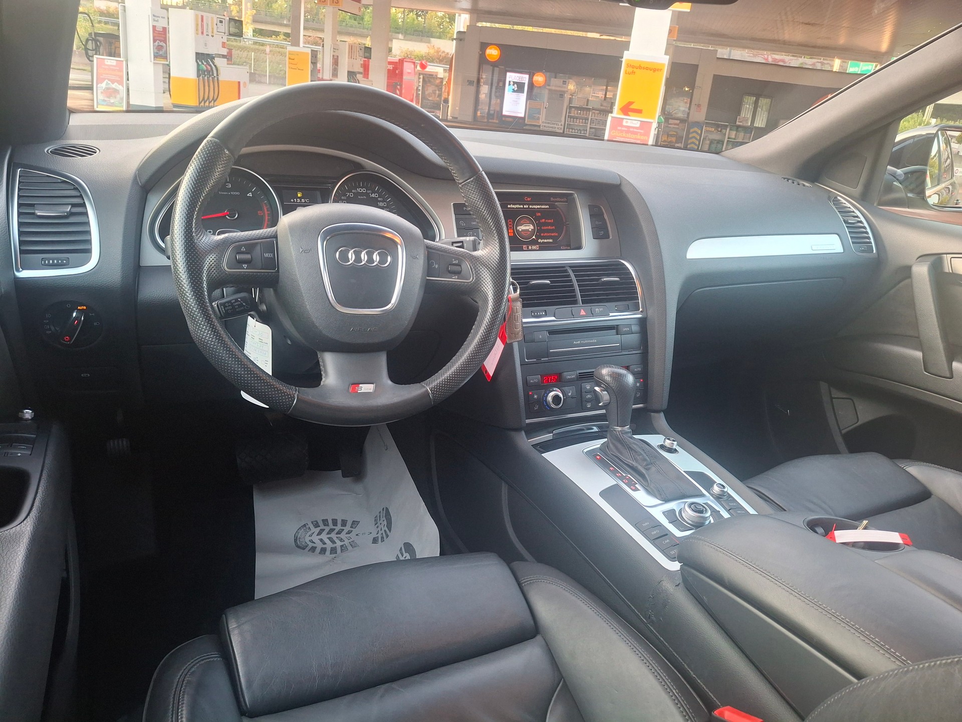 AUDI Q7 3.0 TDI quattro tiptronic-image-19