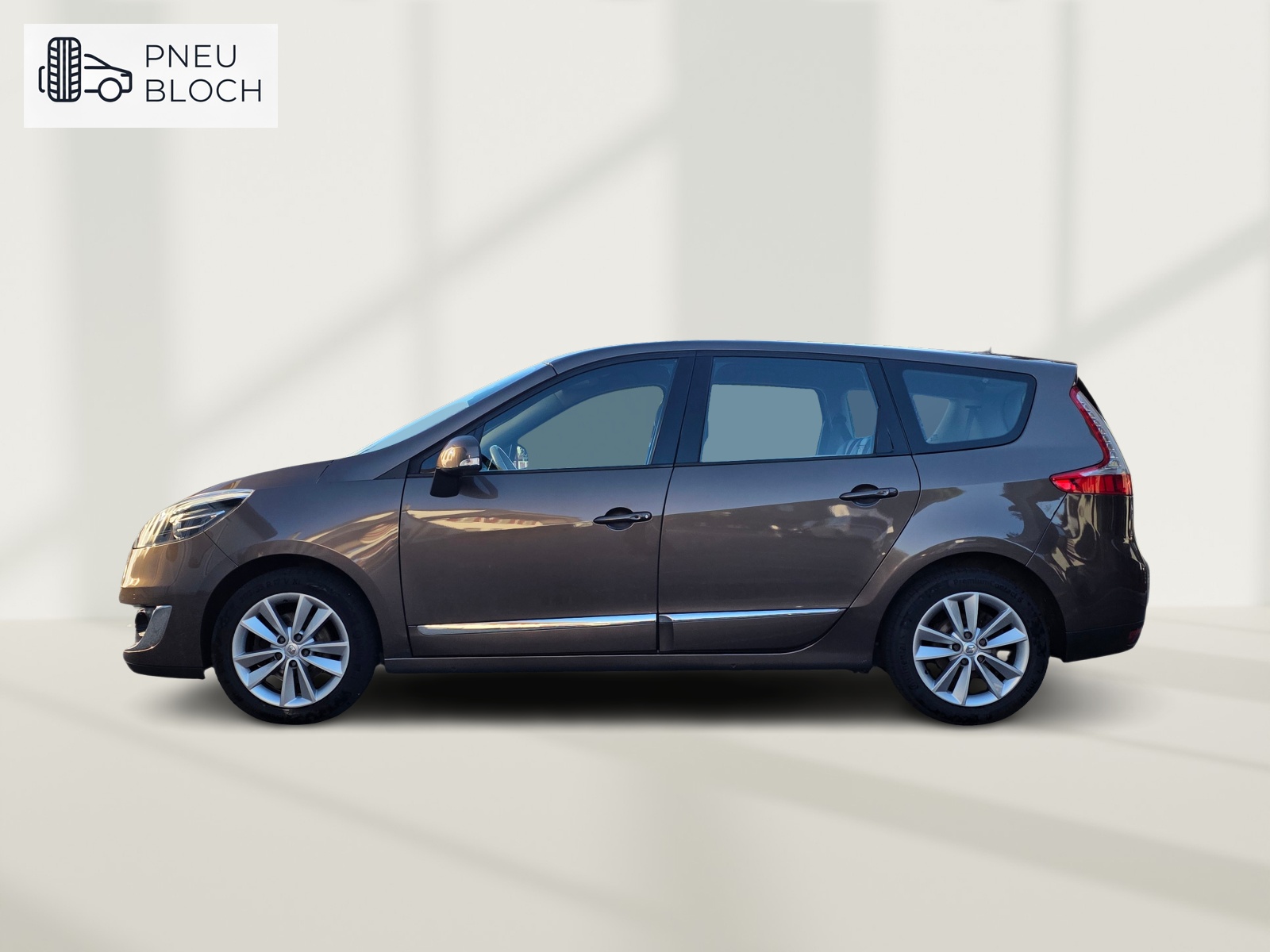 RENAULT Grand Scénic 1.4 16V Turbo Privilège-showroom-element-3