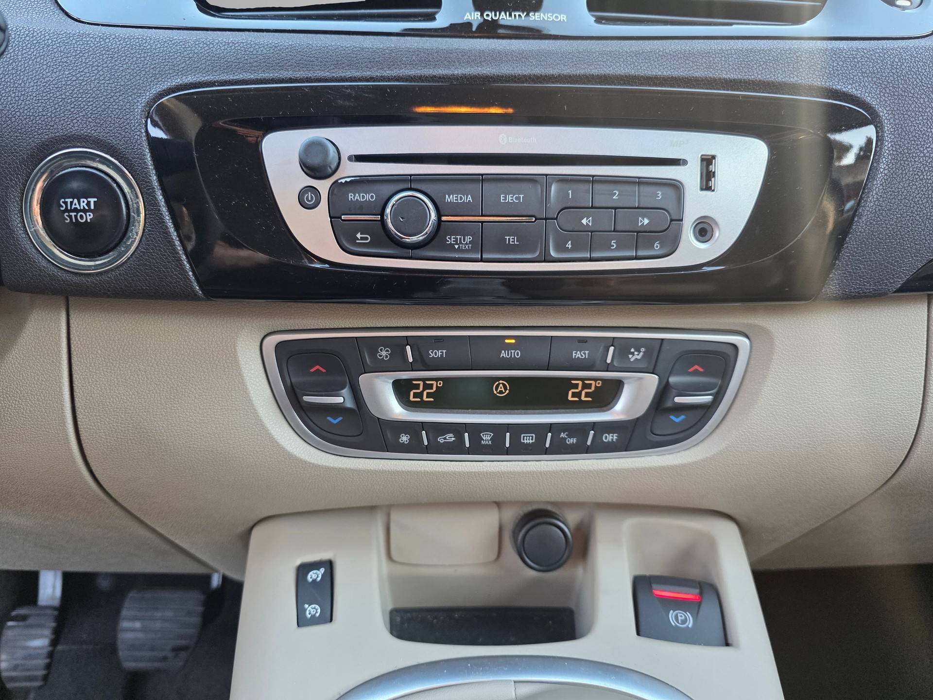 RENAULT Grand Scénic 1.4 16V Turbo Privilège-image-20