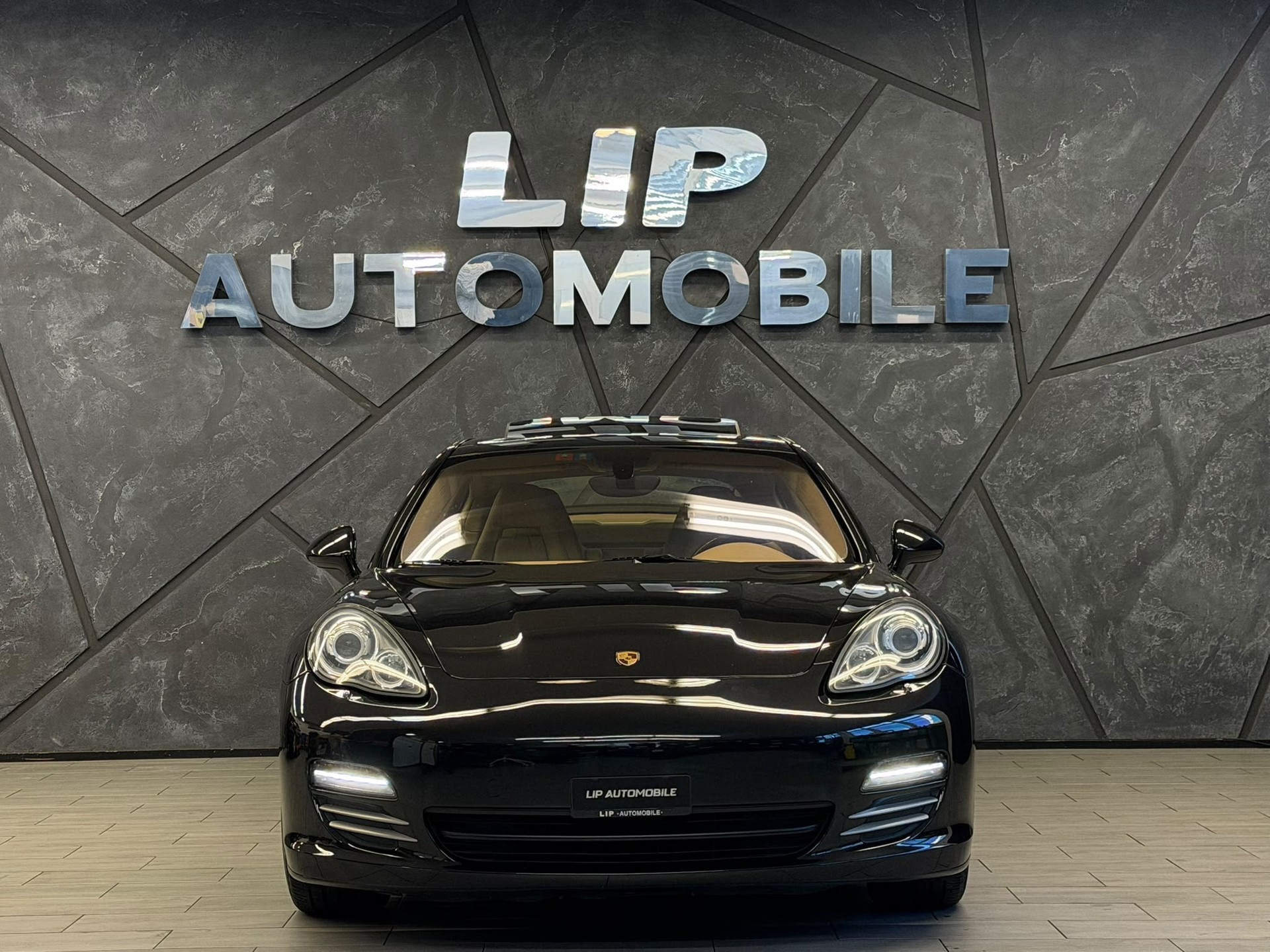 PORSCHE Panamera 4S 4.8 PDK-showroom-element-1