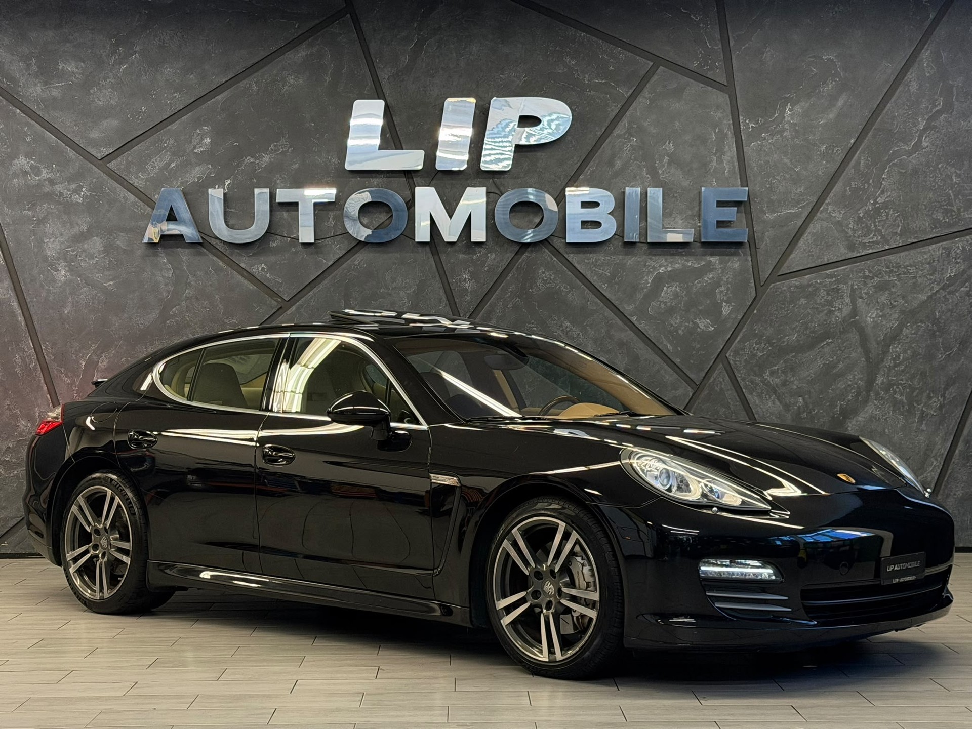 PORSCHE Panamera 4S 4.8 PDK-showroom-element-2