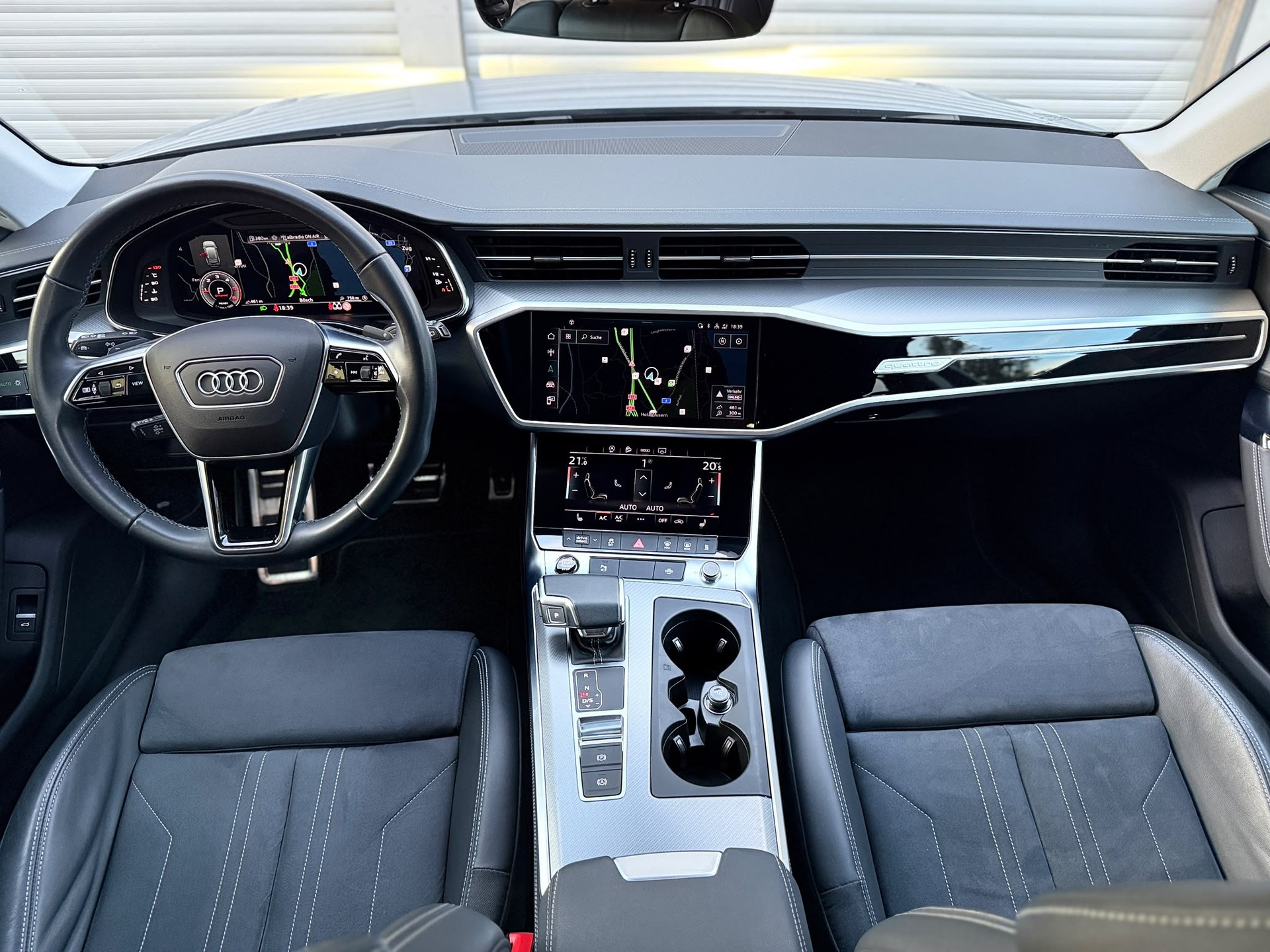 AUDI A6 Avant 2.0 40 TDI quattro S-Tronic-image-11