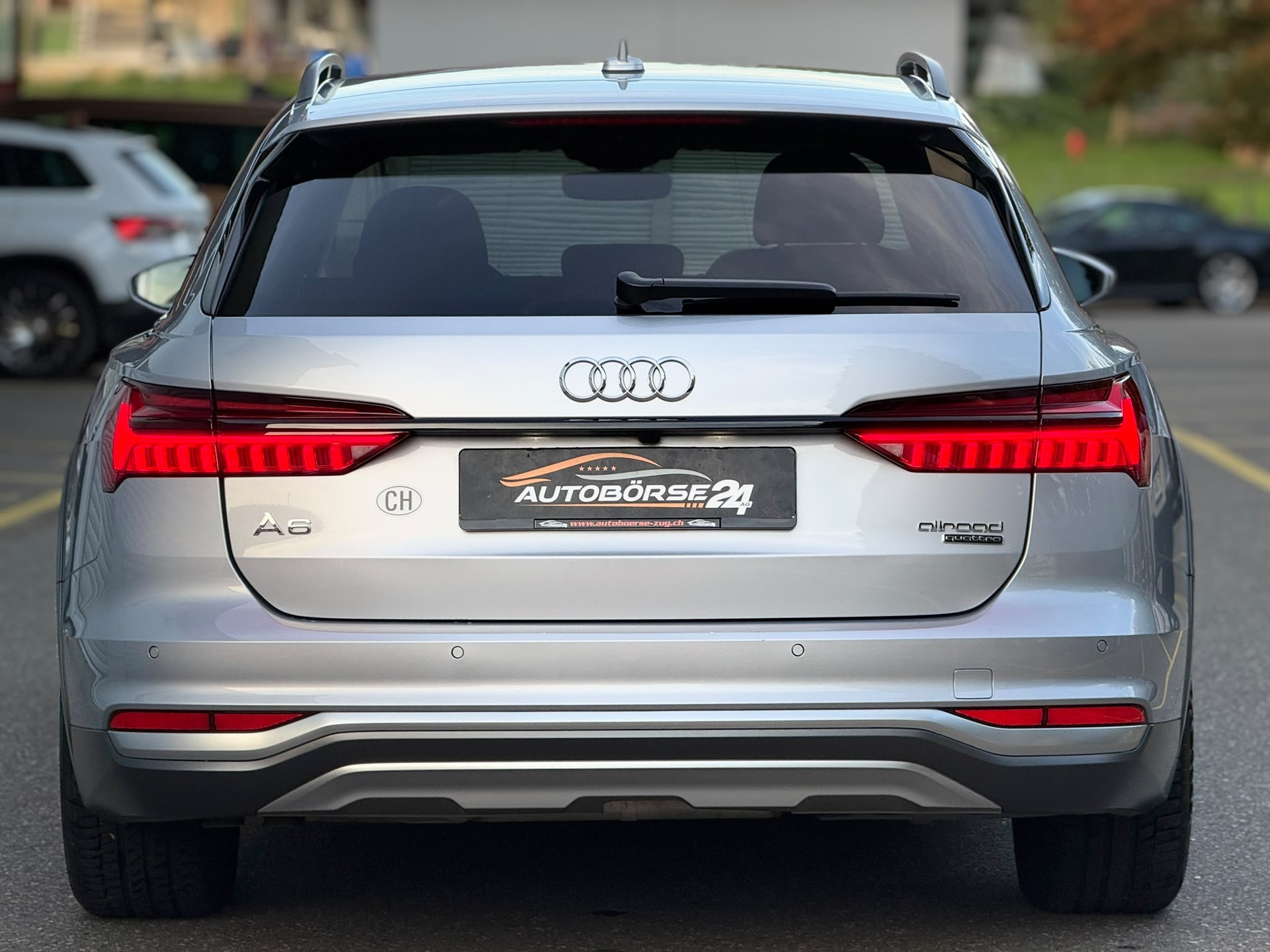 AUDI A6 Avant 2.0 40 TDI quattro S-Tronic-image-5