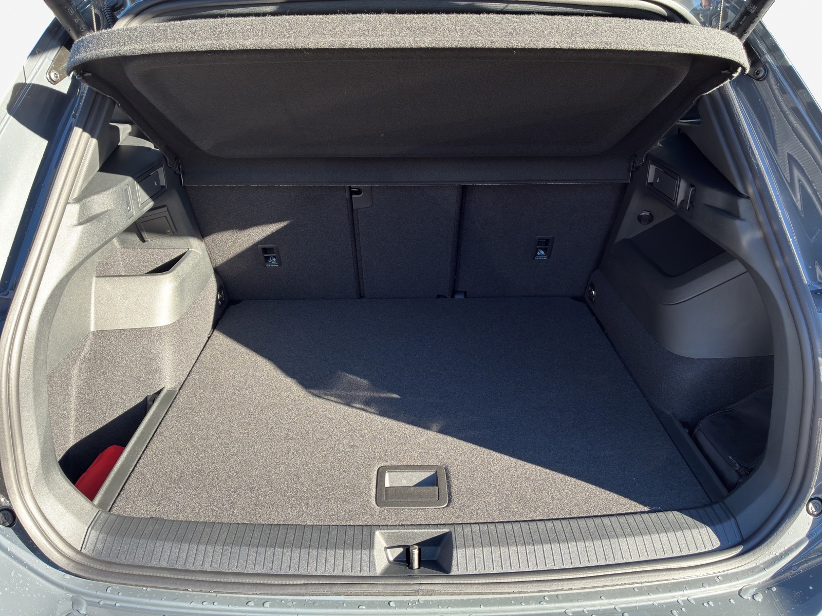 VW Tiguan 2.0 TDI SCR R-Line 4Motion DSG-image-11