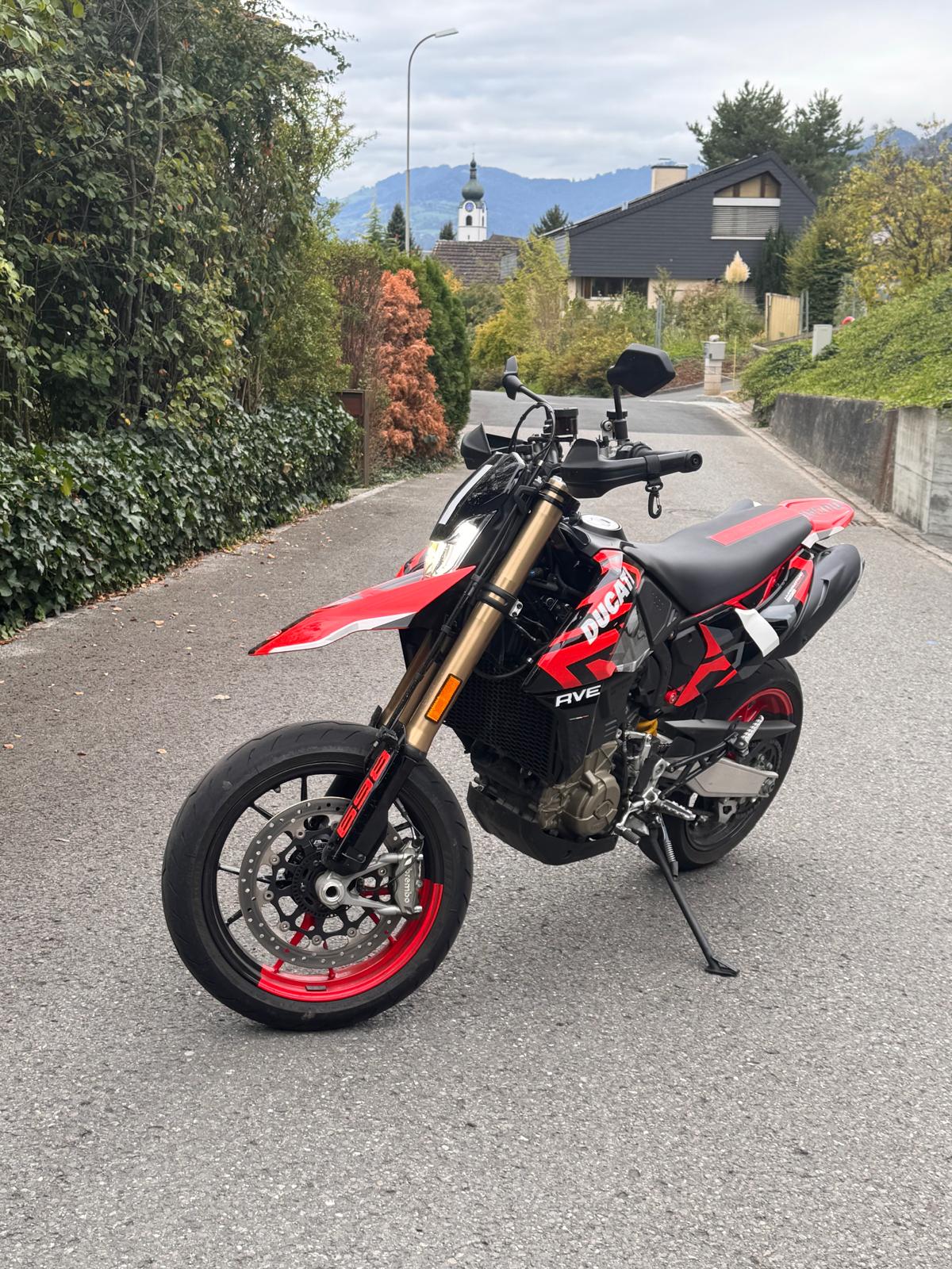 DUCATI Hypermotard 698 Mono RVE-image-1