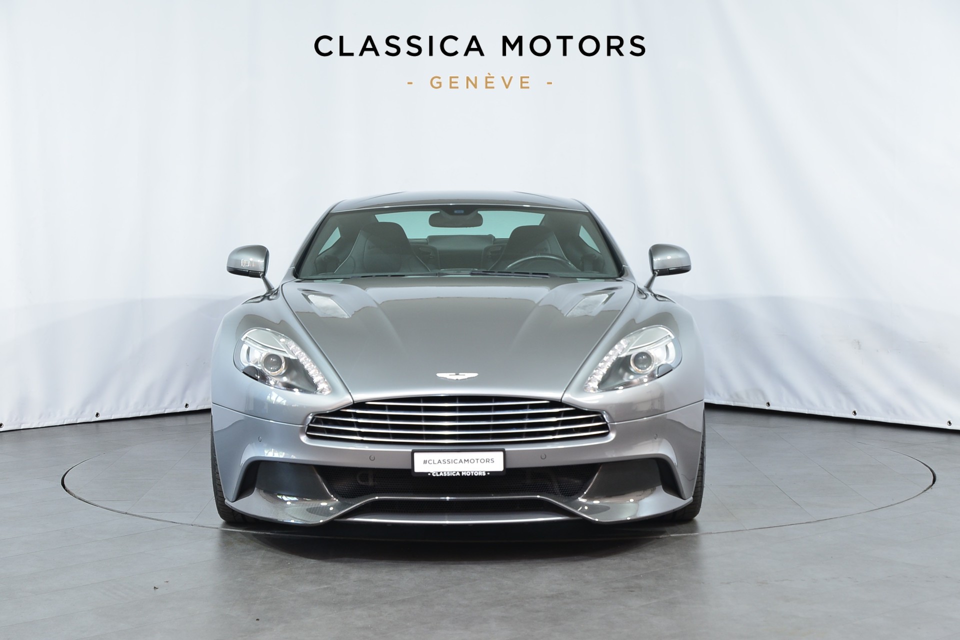 ASTON MARTIN Vanquish V12 5.9-48 Touchtronic 3-image-8