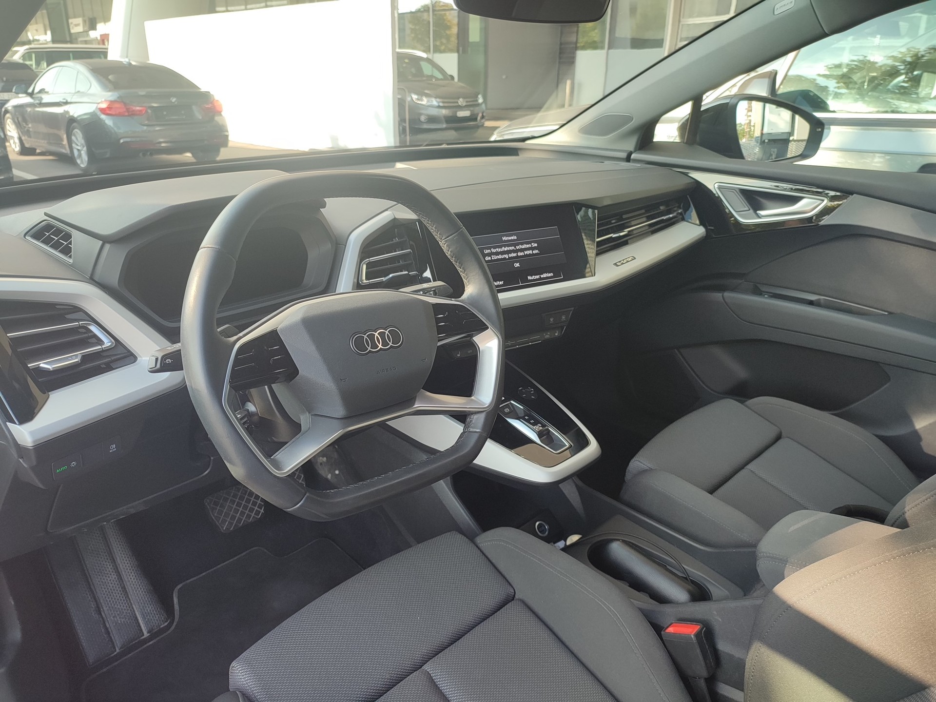 AUDI Q4 Sportback e-tron 50 quattro-image-4