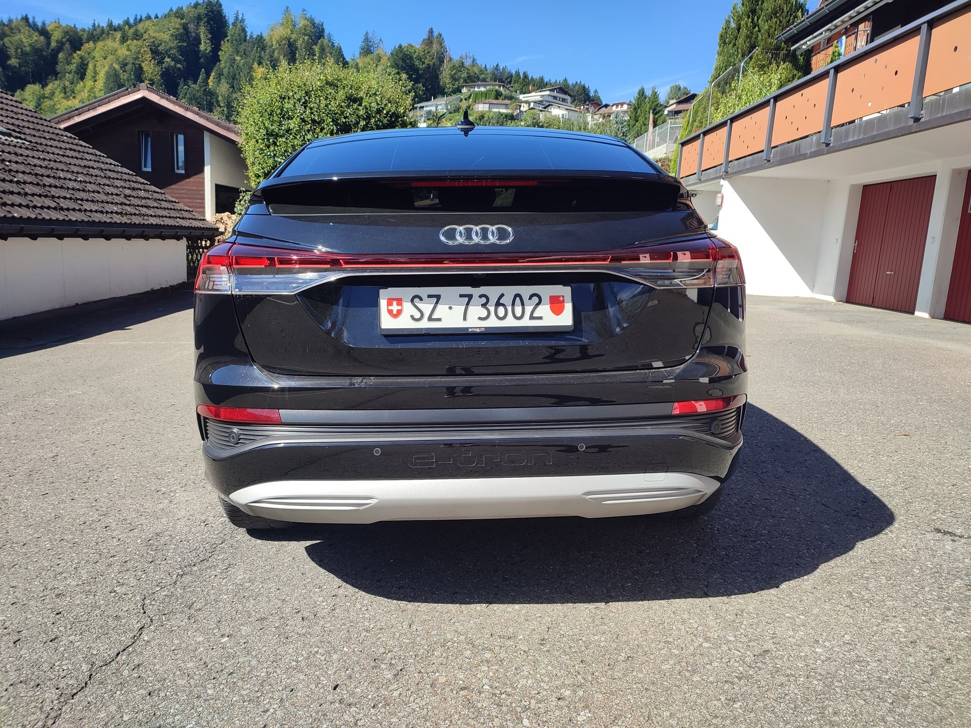 AUDI Q4 Sportback e-tron 50 quattro-image-2