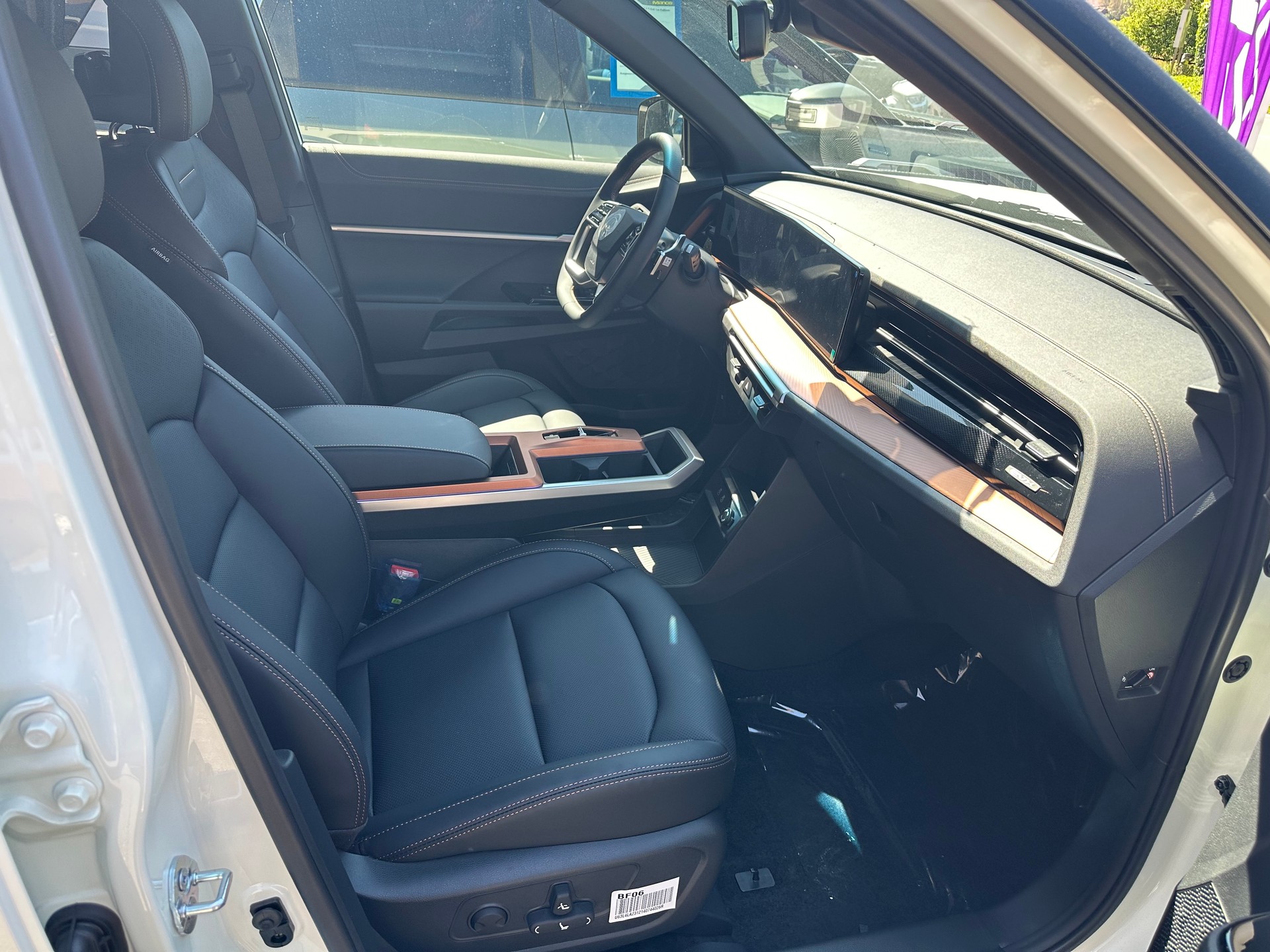 KGM-SsangYong EVX Titanium-image-7