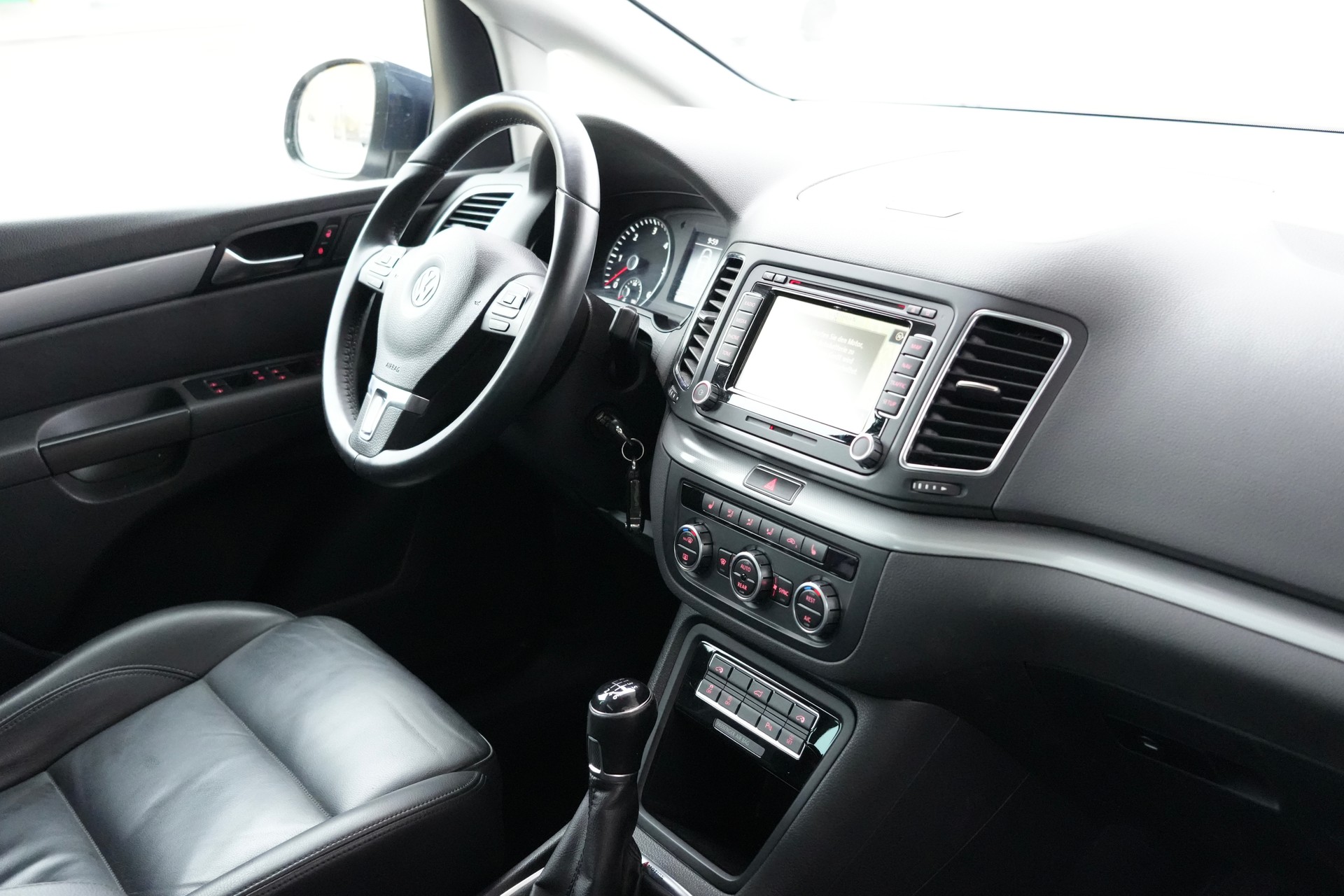 VW Sharan 2.0 TDI BMT Highline 4Motion-image-13