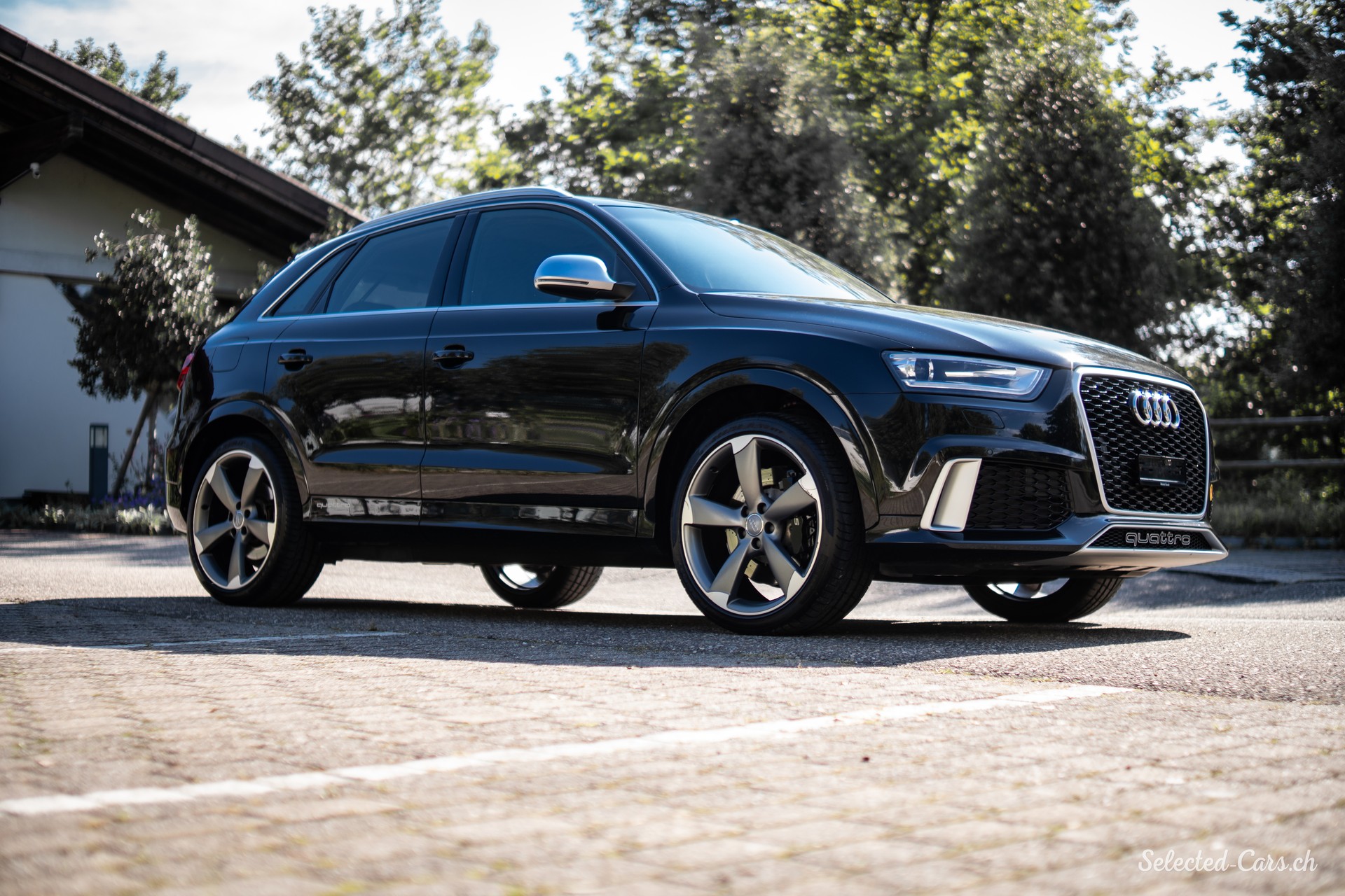 AUDI RS Q3 2.5 TFSI quattro S-tronic-image-5