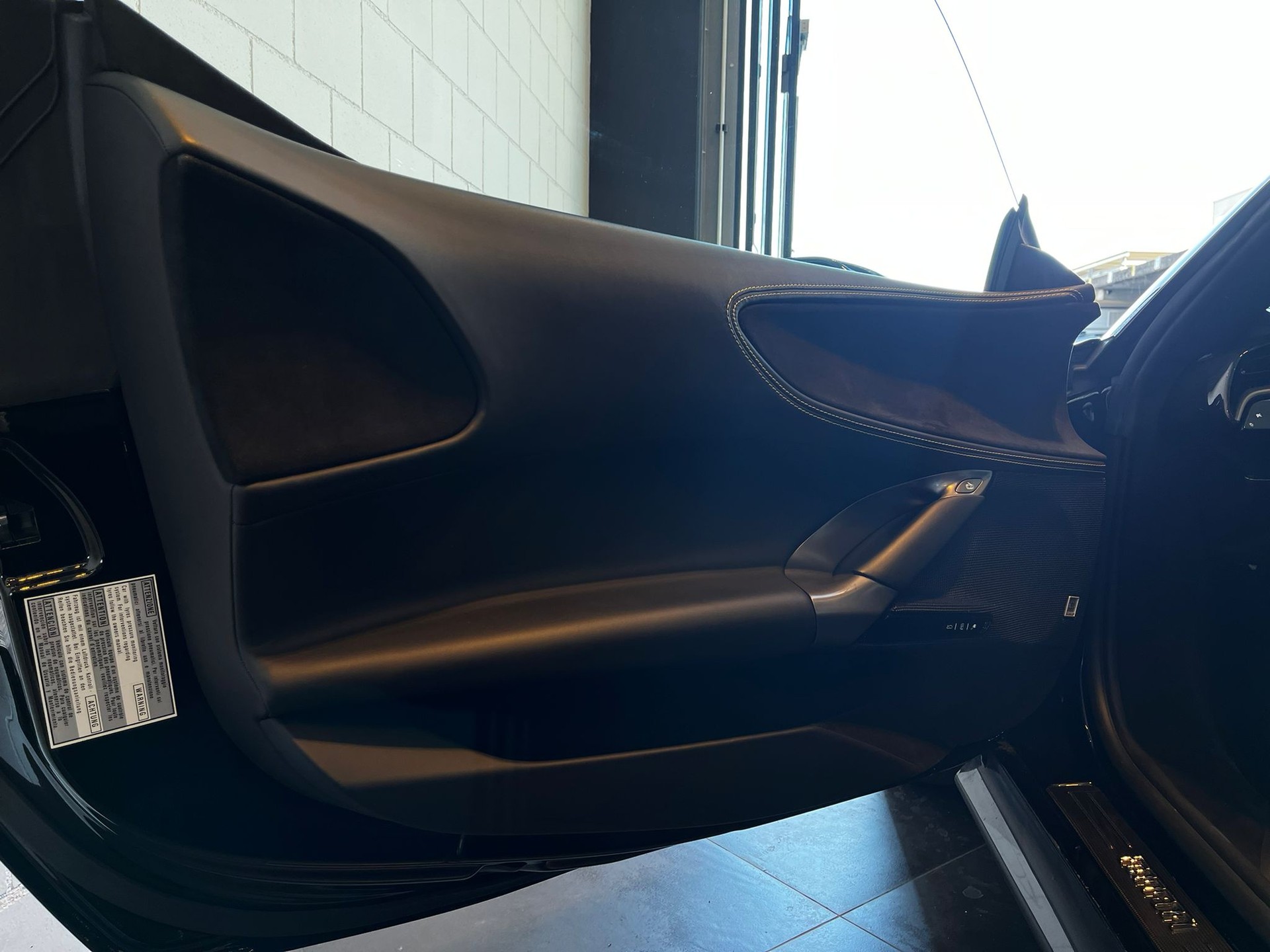 FERRARI SF90 Spider-image-20
