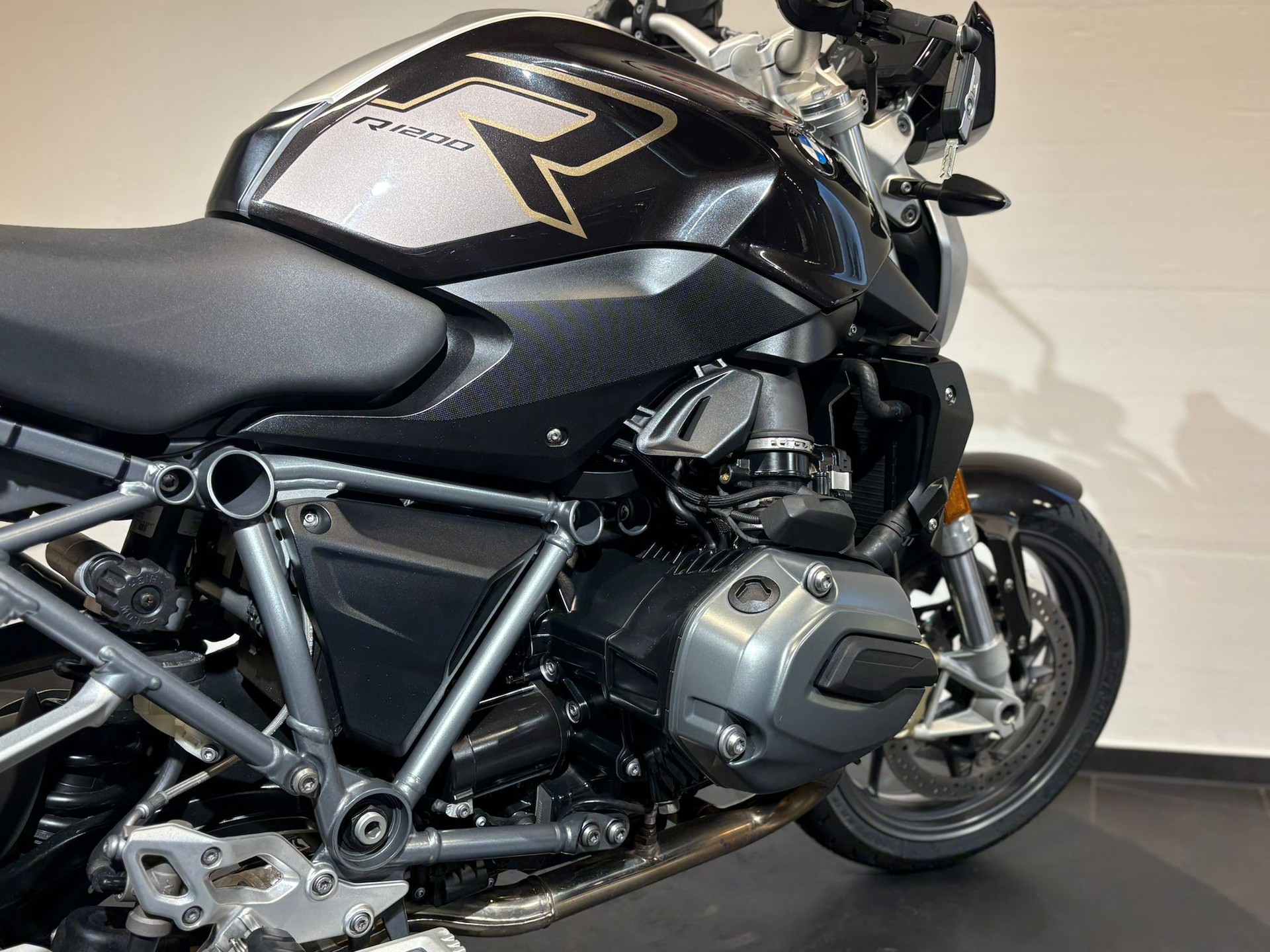 BMW R 1200 R-image-7