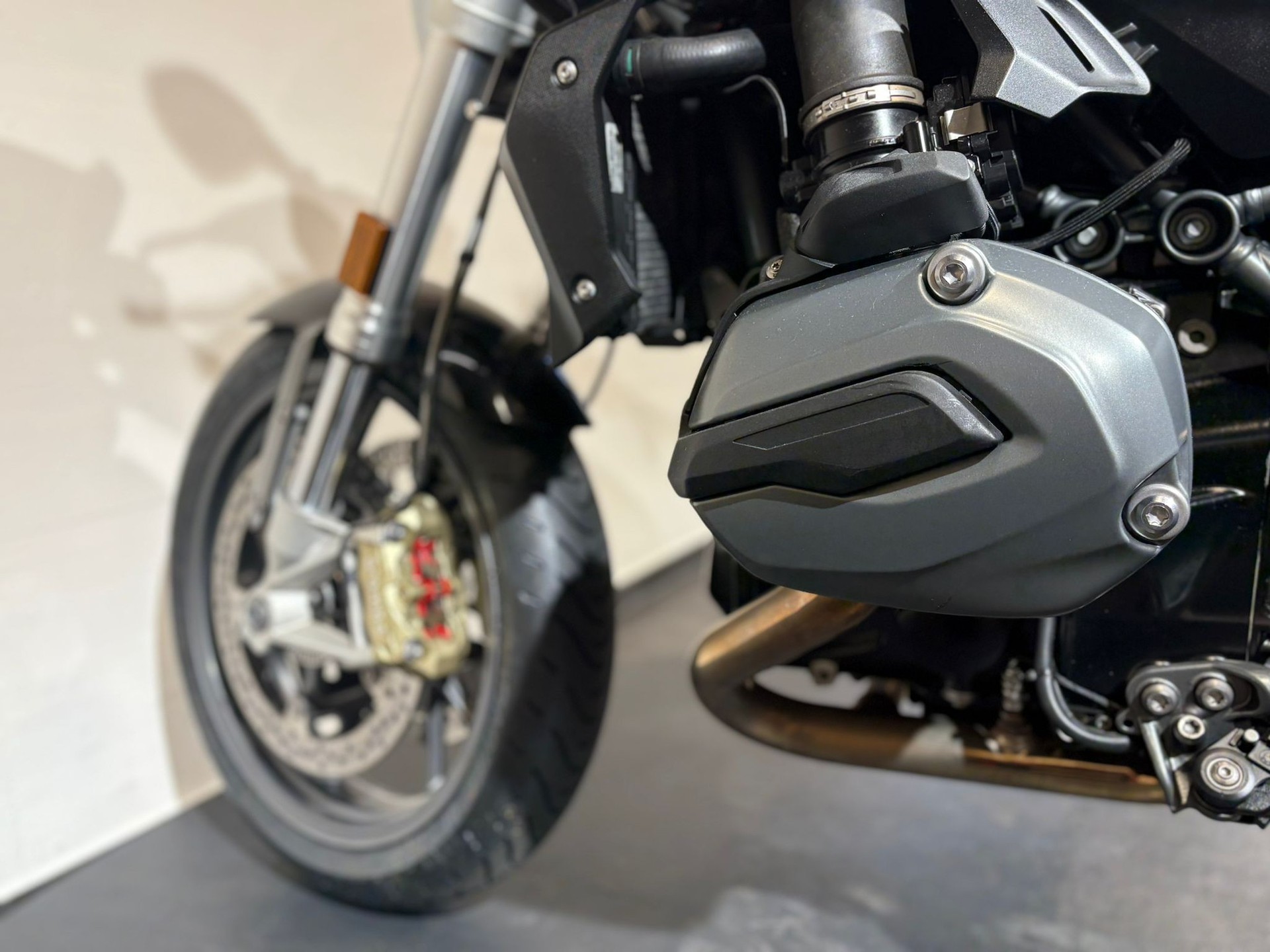 BMW R 1200 R-image-11