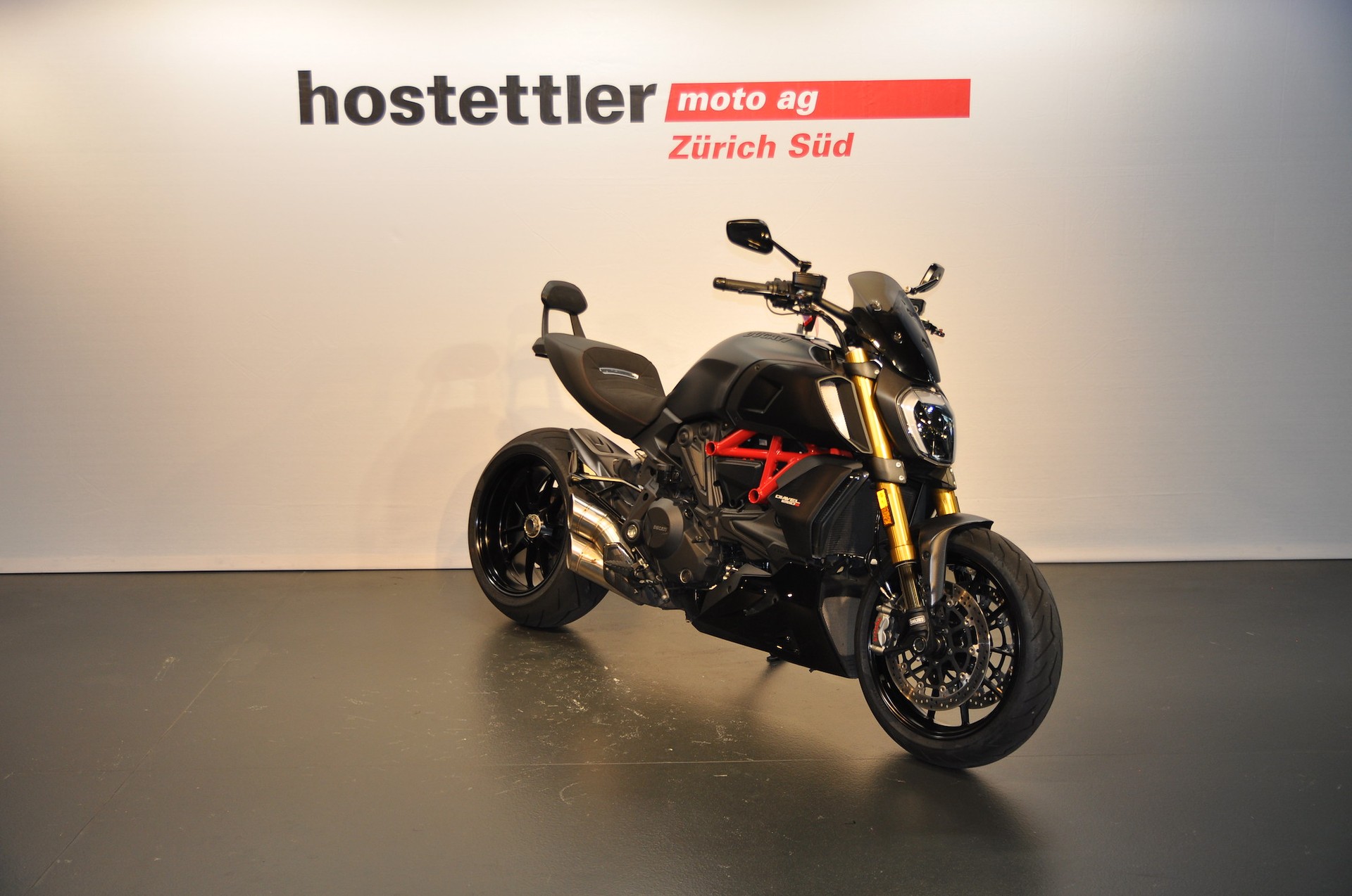 DUCATI 1260 Diavel S-image-1