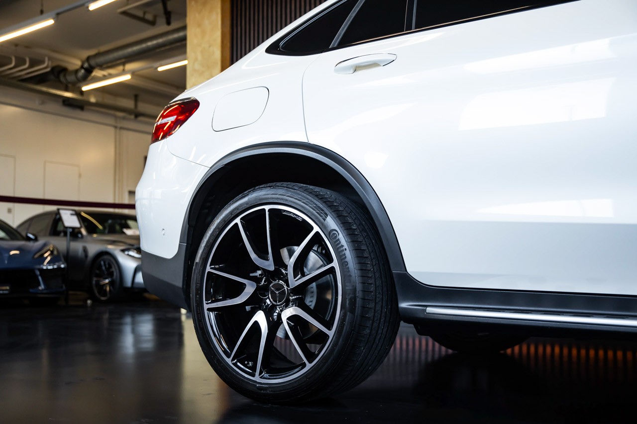 MERCEDES-BENZ GLC Coupé 43 AMG 4Matic 9G-Tronic-image-8