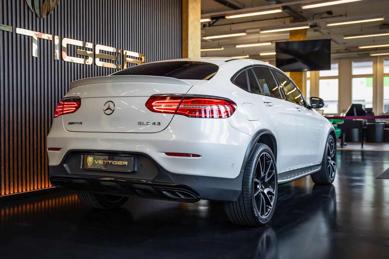 MERCEDES-BENZ GLC Coupé 43 AMG 4Matic 9G-Tronic-showroom-element-3
