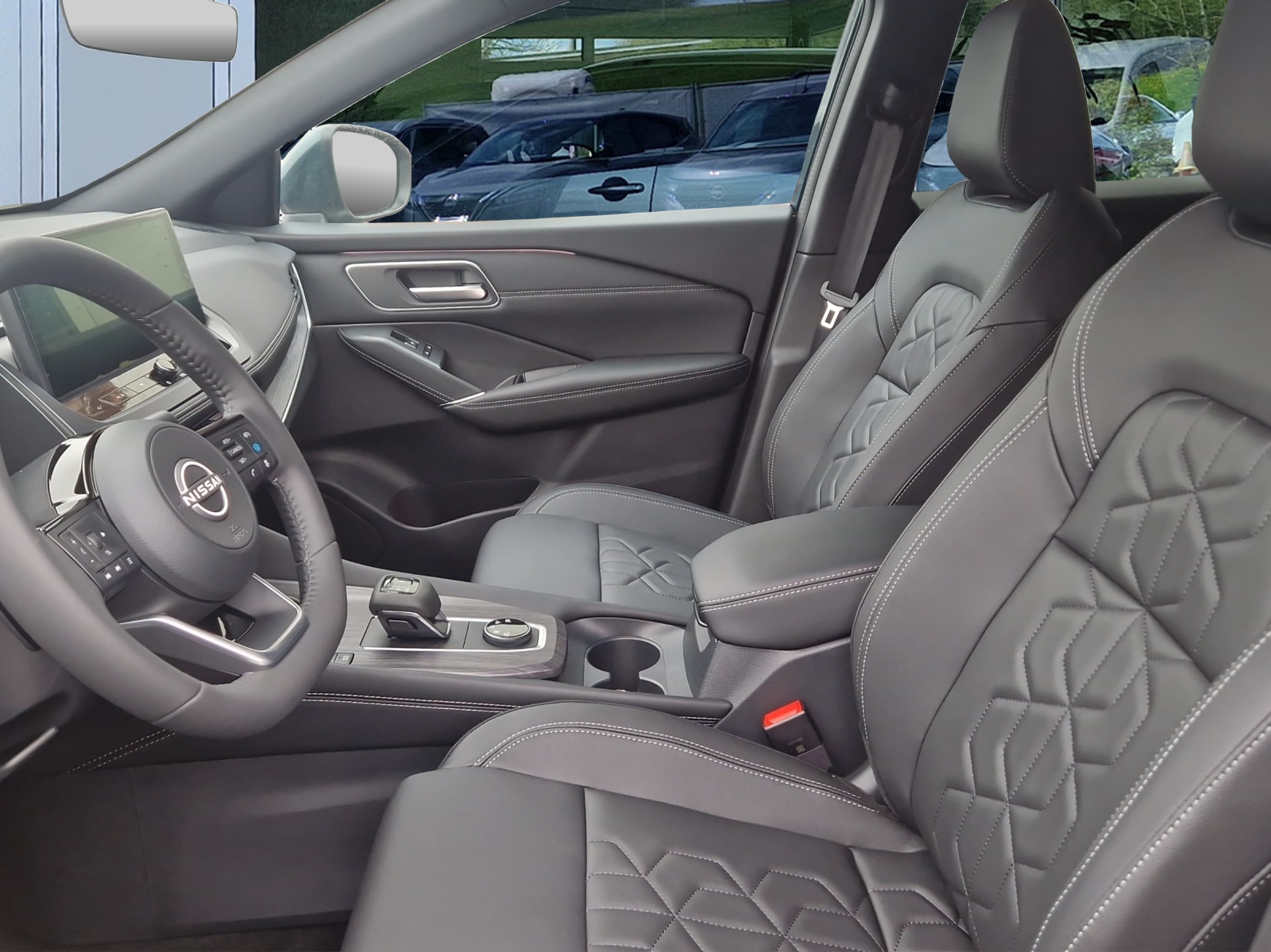 NISSAN Qashqai 1.3 DIG-T MHEV Tekna Xtronic 4x4-image-7