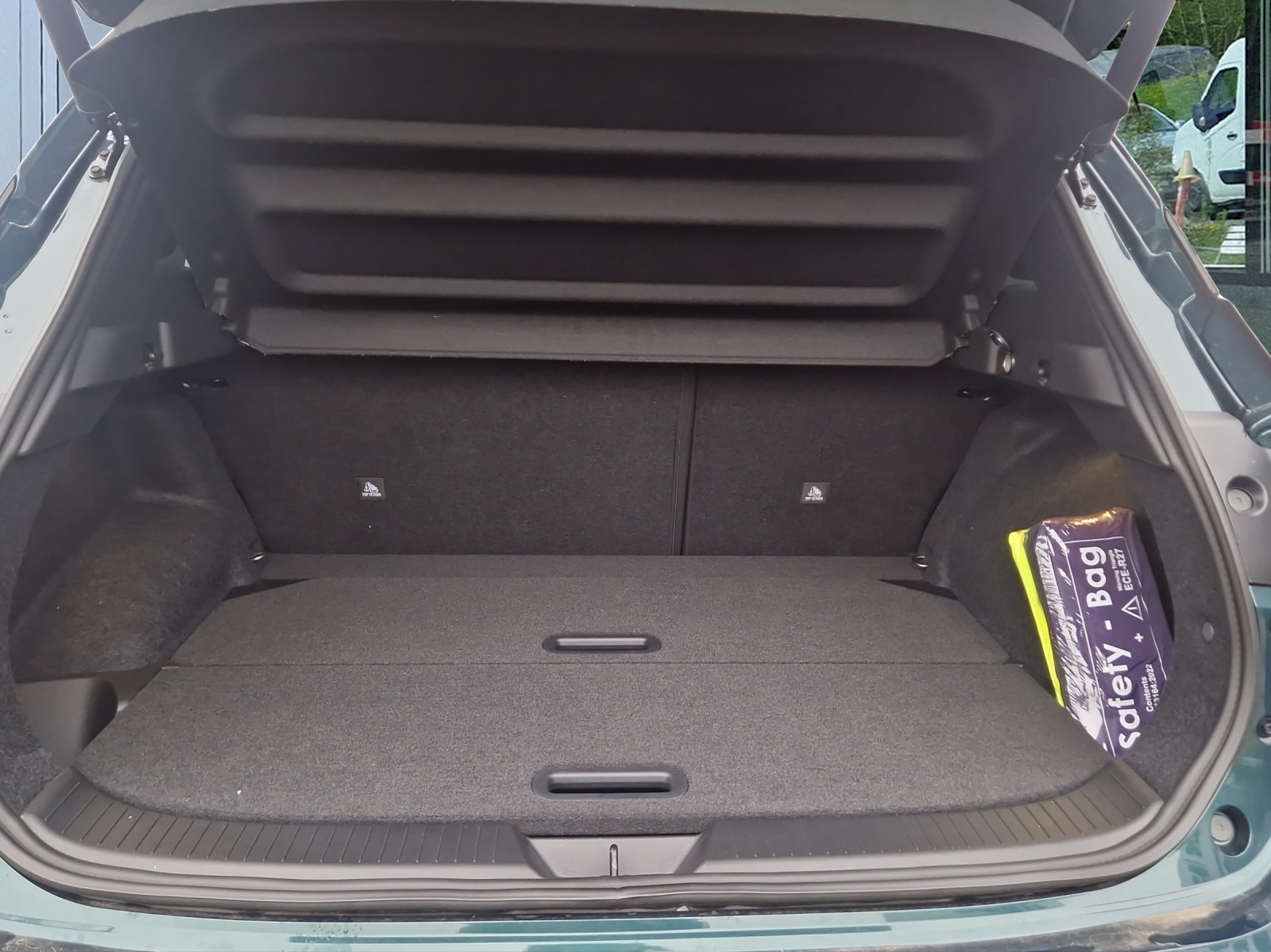 NISSAN Qashqai 1.3 DIG-T MHEV Tekna Xtronic 4x4-image-14
