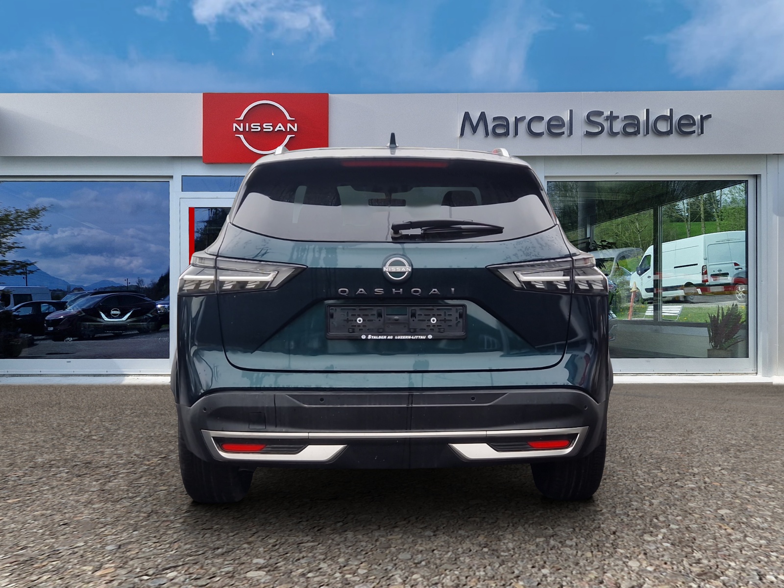 NISSAN Qashqai 1.3 DIG-T MHEV Tekna Xtronic 4x4-image-3